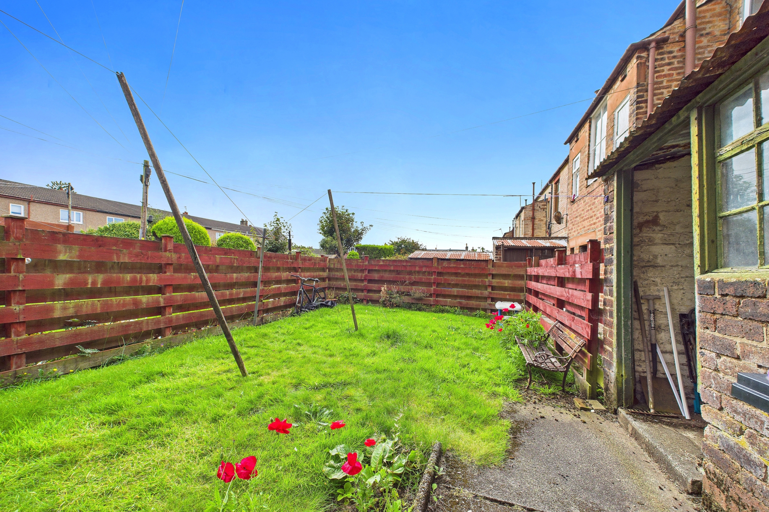 1 Salisbury Place – Rear Garden One Bedroom Flat to Let Partick