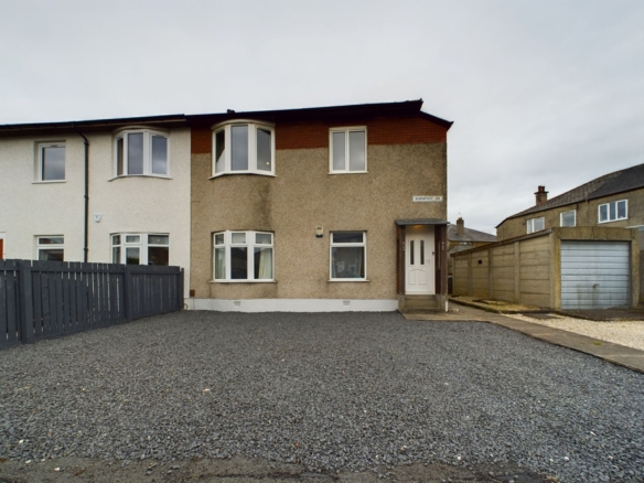 Three Bedroom Upper Cottage Flat To Let In Hillington