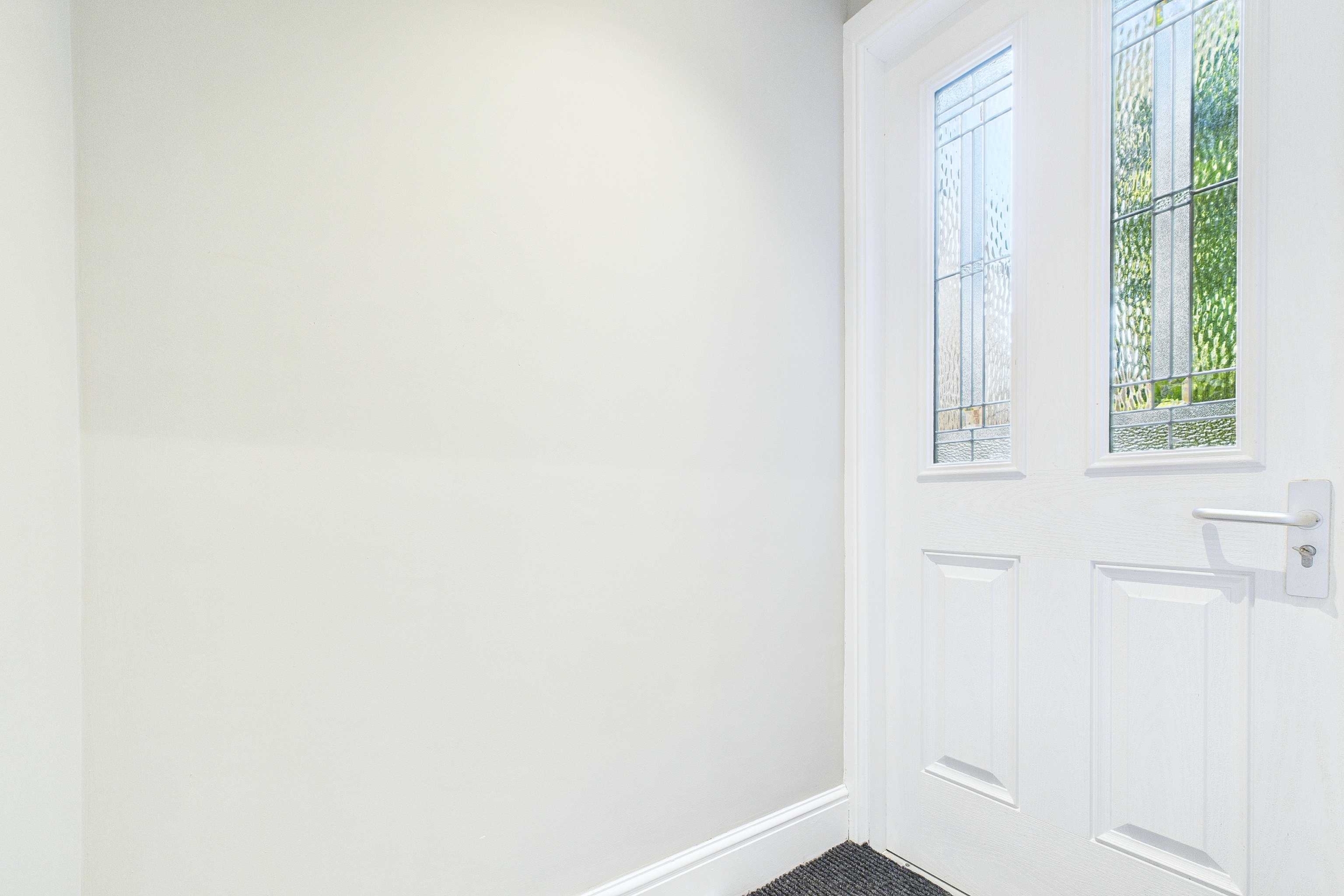 Two Bedroom Duplex Flat To Let In Shawlands