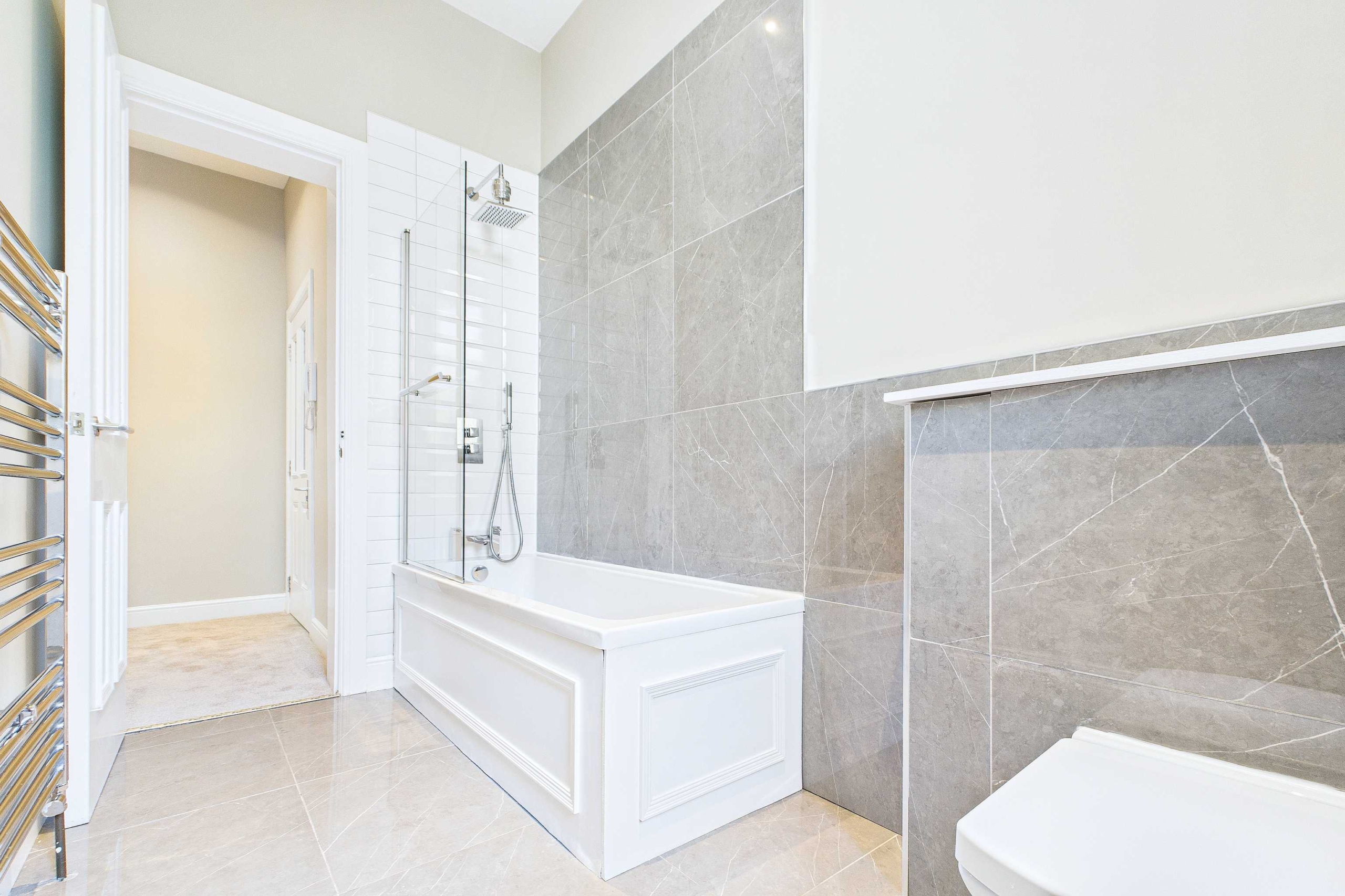 Two Bedroom Duplex Flat To Let In Shawlands