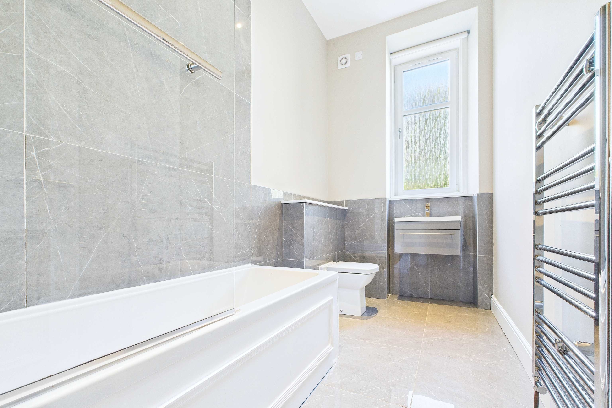 Two Bedroom Duplex Flat To Let In Shawlands