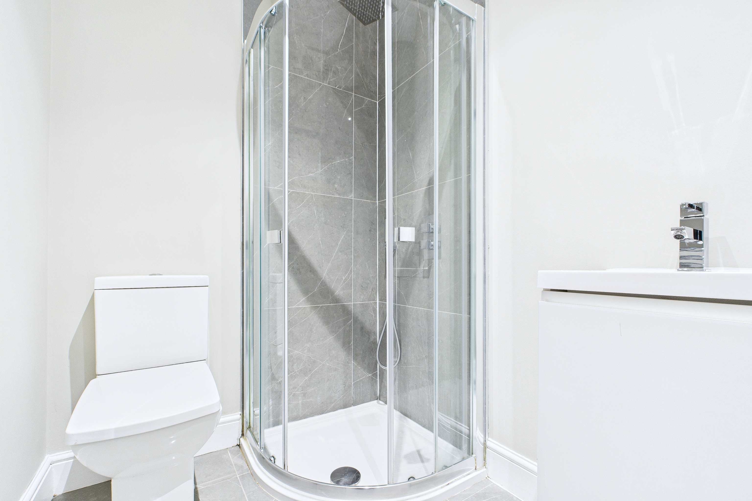 Two Bedroom Duplex Flat To Let In Shawlands