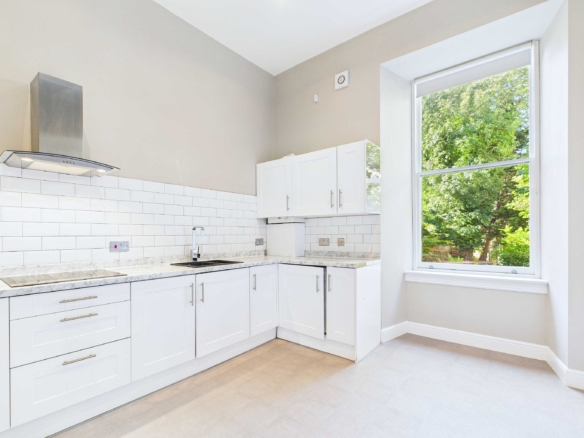 Two Bedroom Duplex Flat For Let In Shawlands