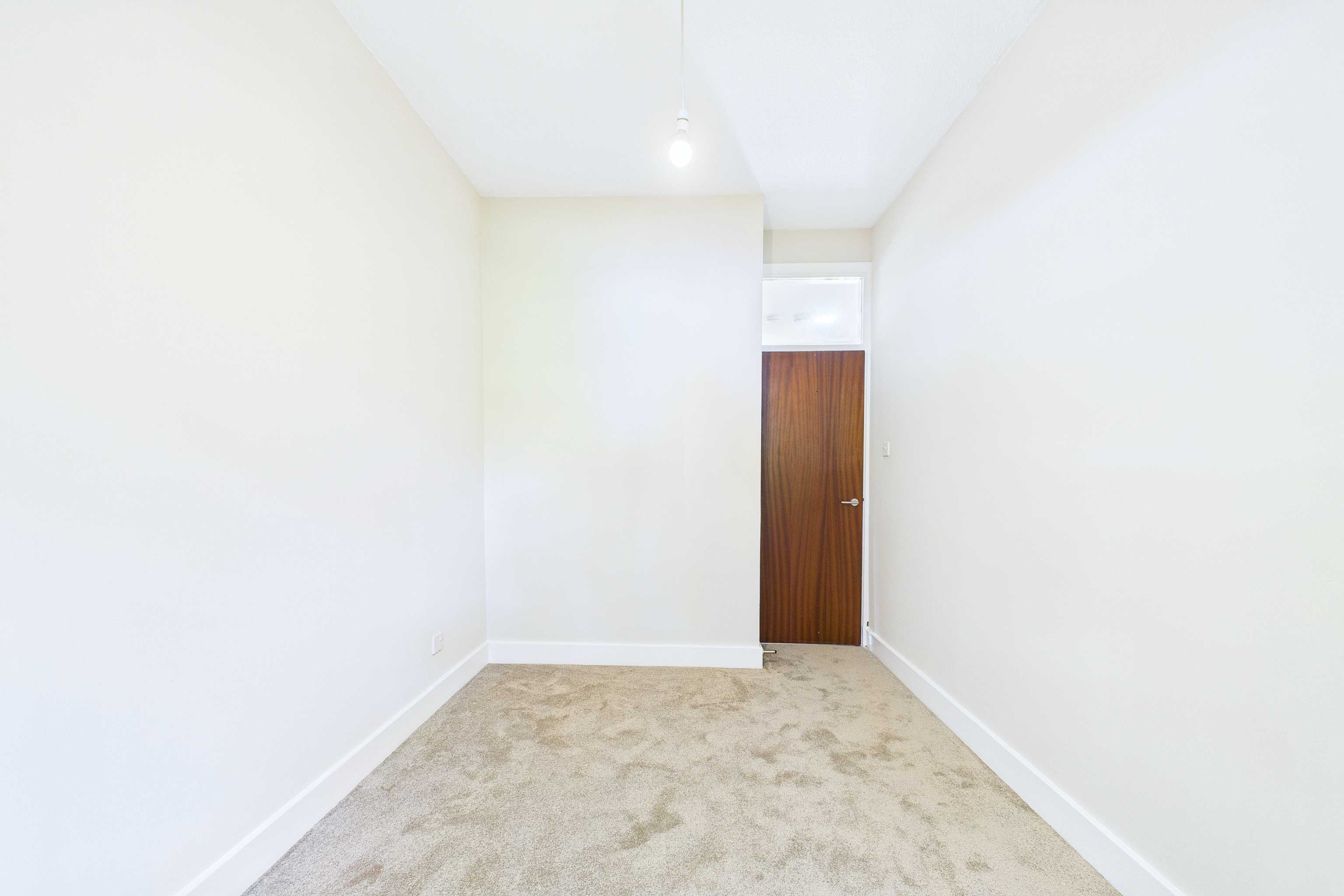 Two Bedroom First Floor Flat To Let In Renfrew