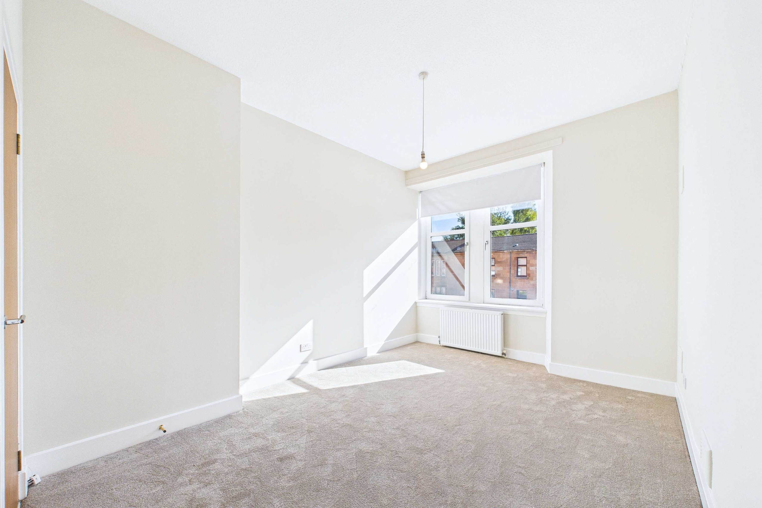 Two Bedroom First Floor Flat To Let In Renfrew