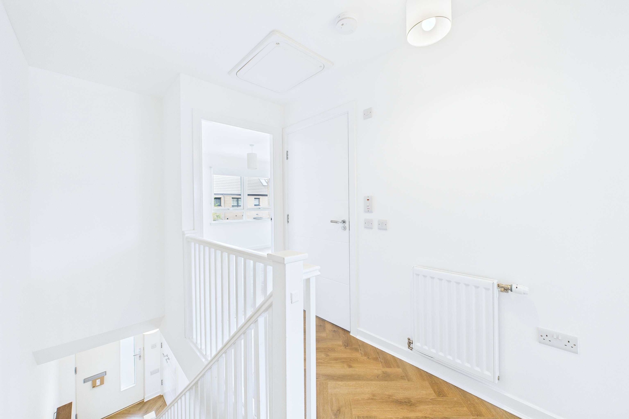 43 Beechgrove Street upstairs hallway Two Bedroom Mid Terrace House To Let In Dalmarnock