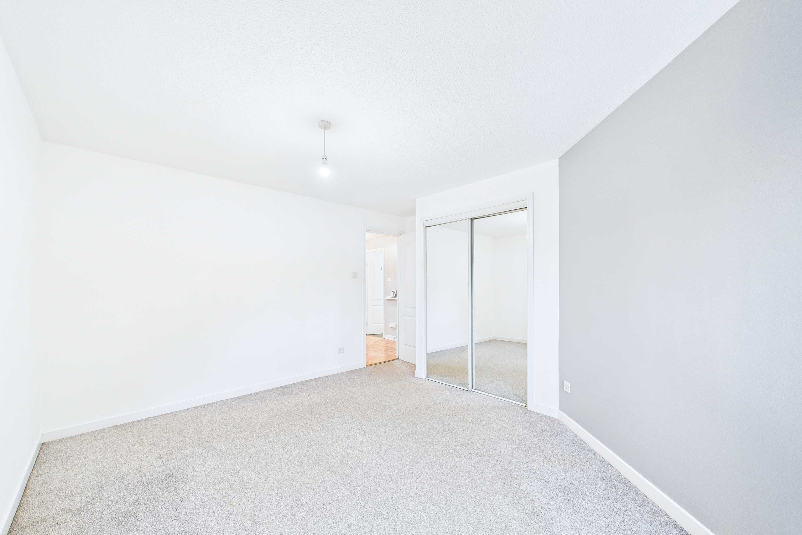 bedroom 1 x2 Two Bedroom Flat To Let In Kirkintilloch