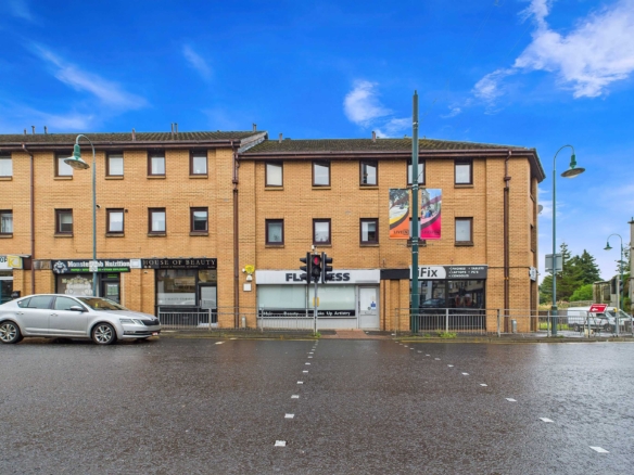 Two Bedroom Flat To Let In Kirkintilloch