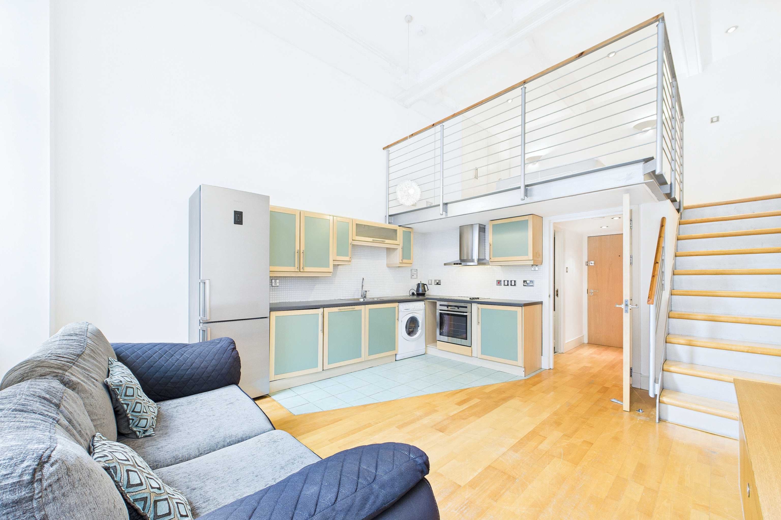 Mezzanine Style Flat For Sale In Tradeston