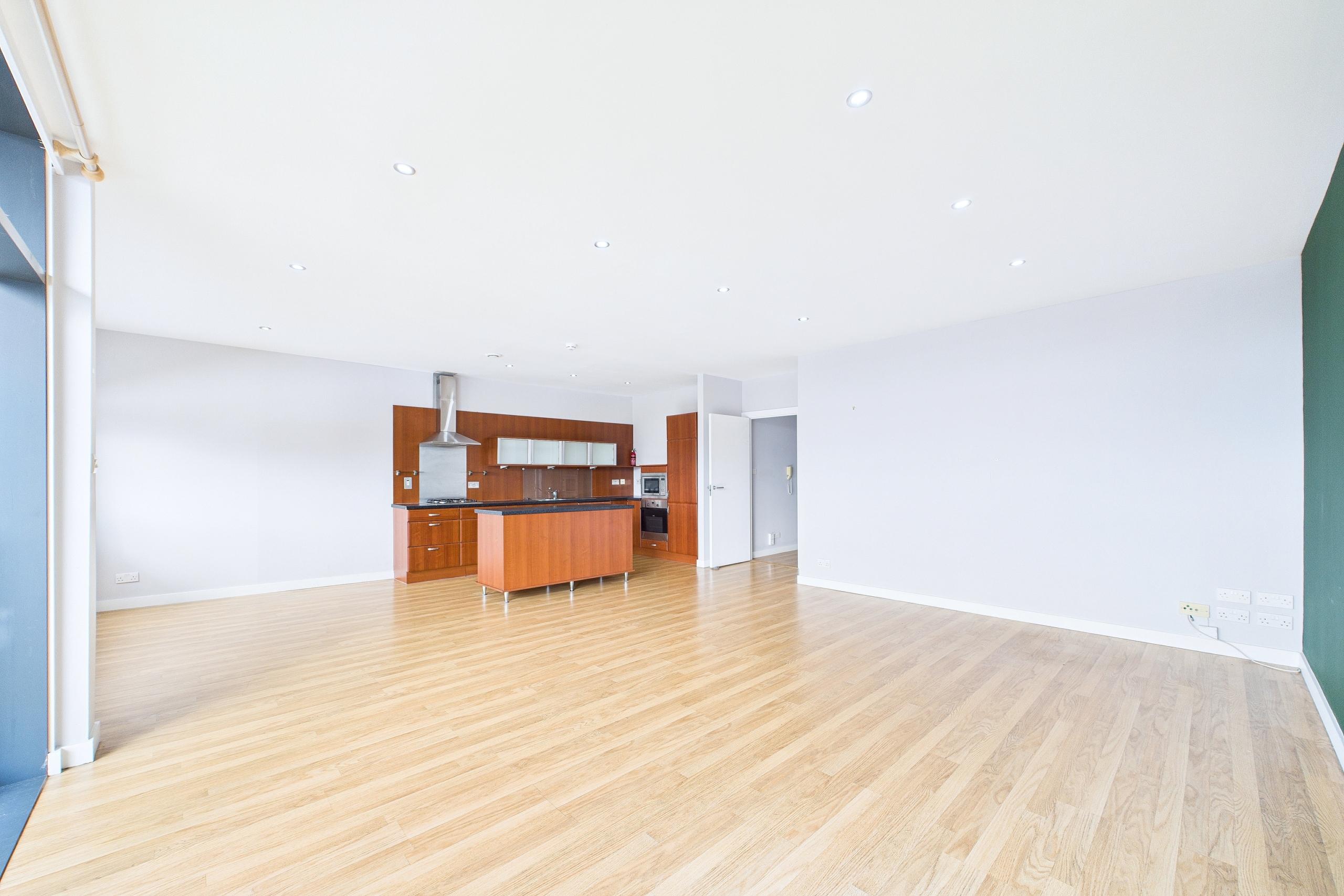 living room 2 Two Bedroom Flat To Let In Glasgow