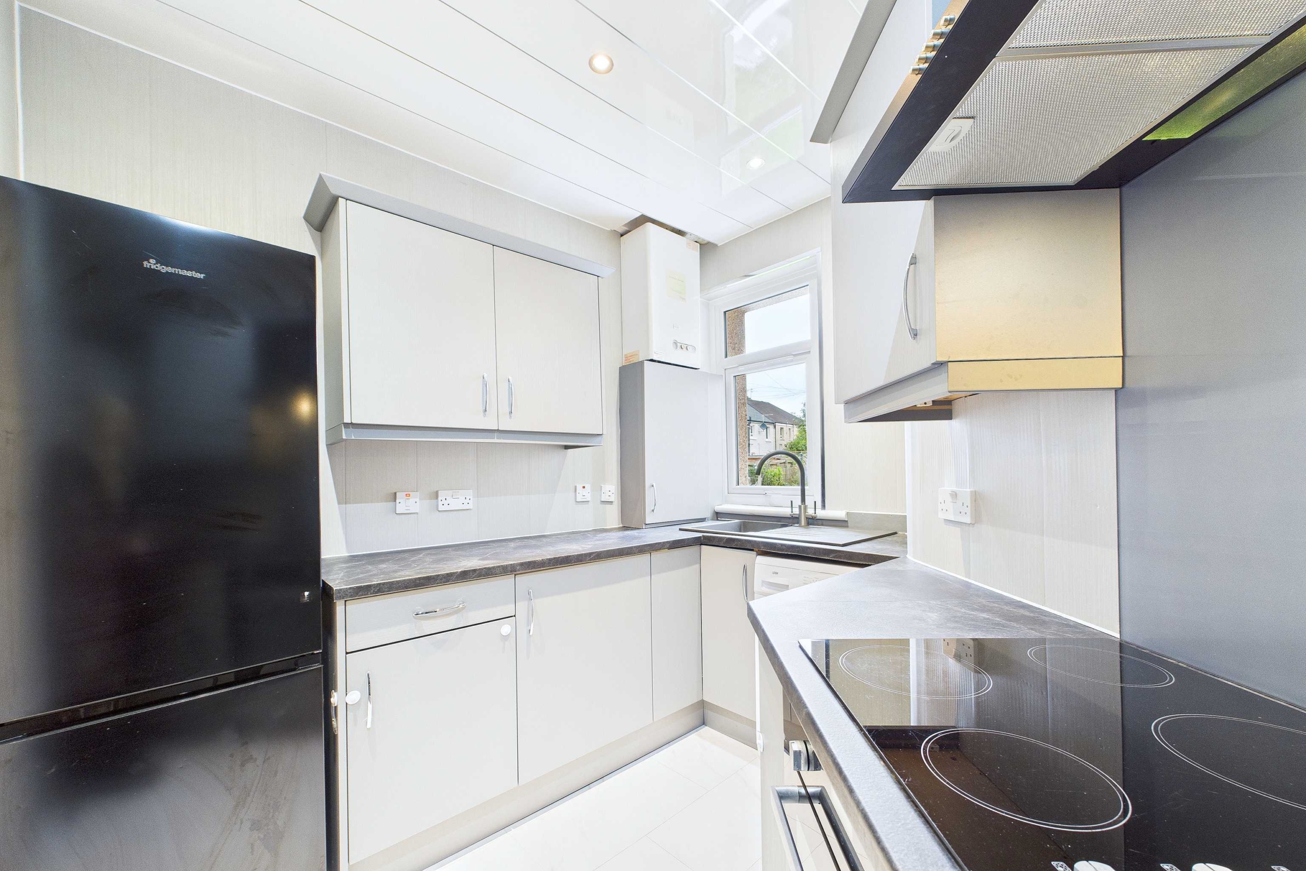 0:1, 184 Gallowhill Road kitchen 2 Two Bedroom Ground Floor Flat To Let In Paisley