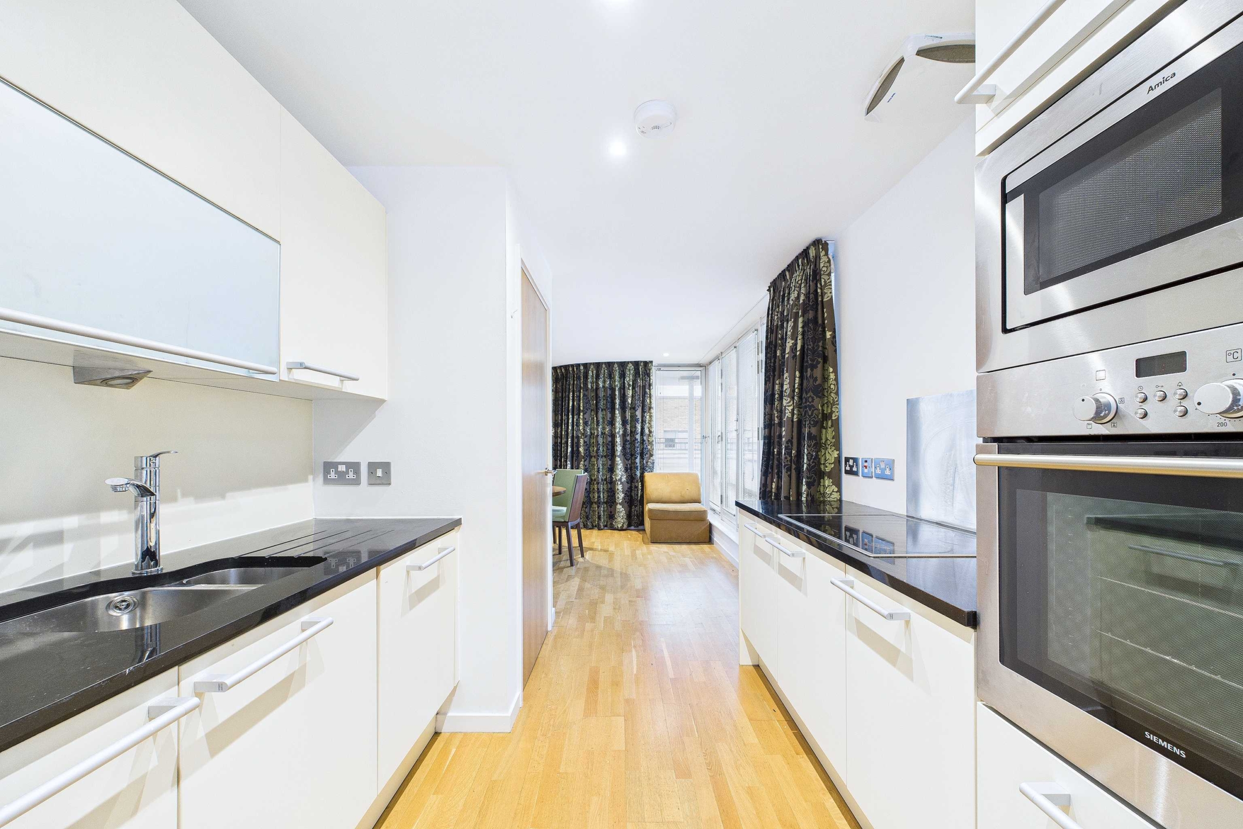 kitchen Two Bedroom Top Floor Penthouse Flat To Let In Glasgow City Centre