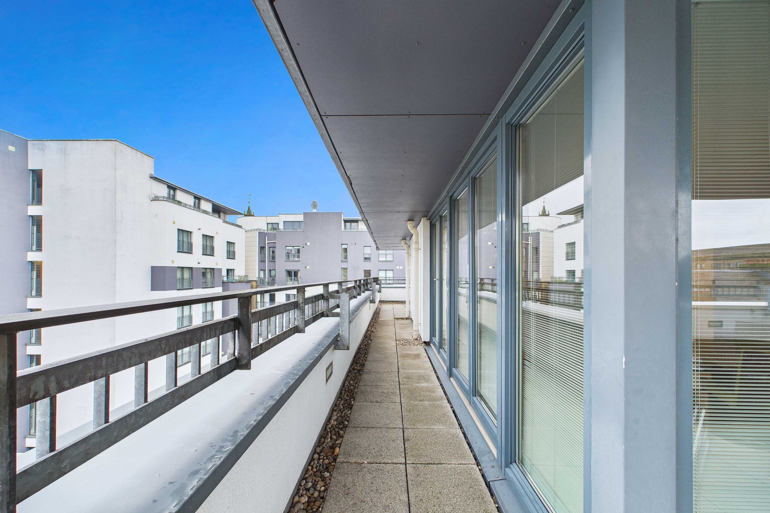balcony 2 Two Bedroom Top Floor Penthouse Flat To Let In Glasgow City Centre