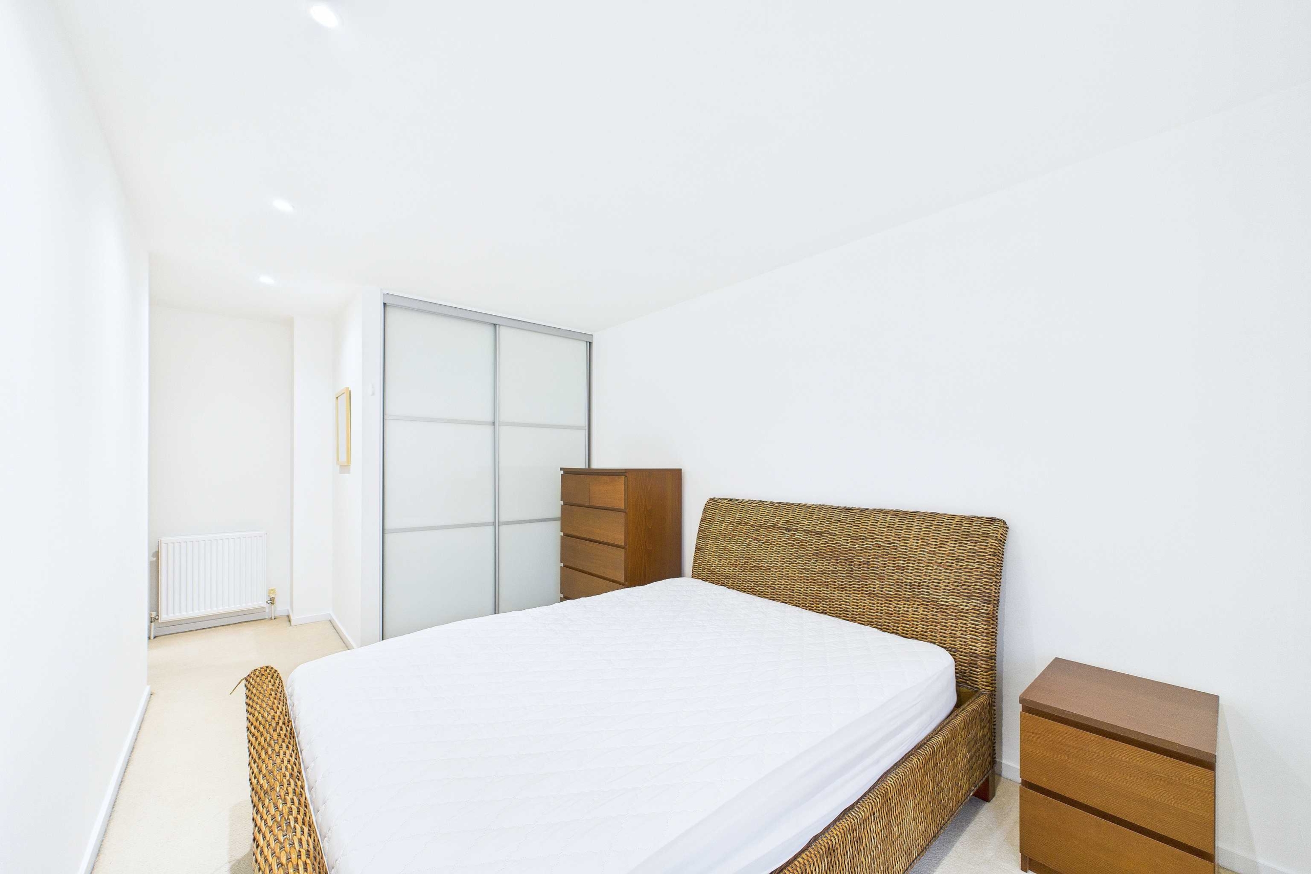 bedroom 2 x 2 Two Bedroom Top Floor Penthouse Flat To Let In Glasgow City Centre