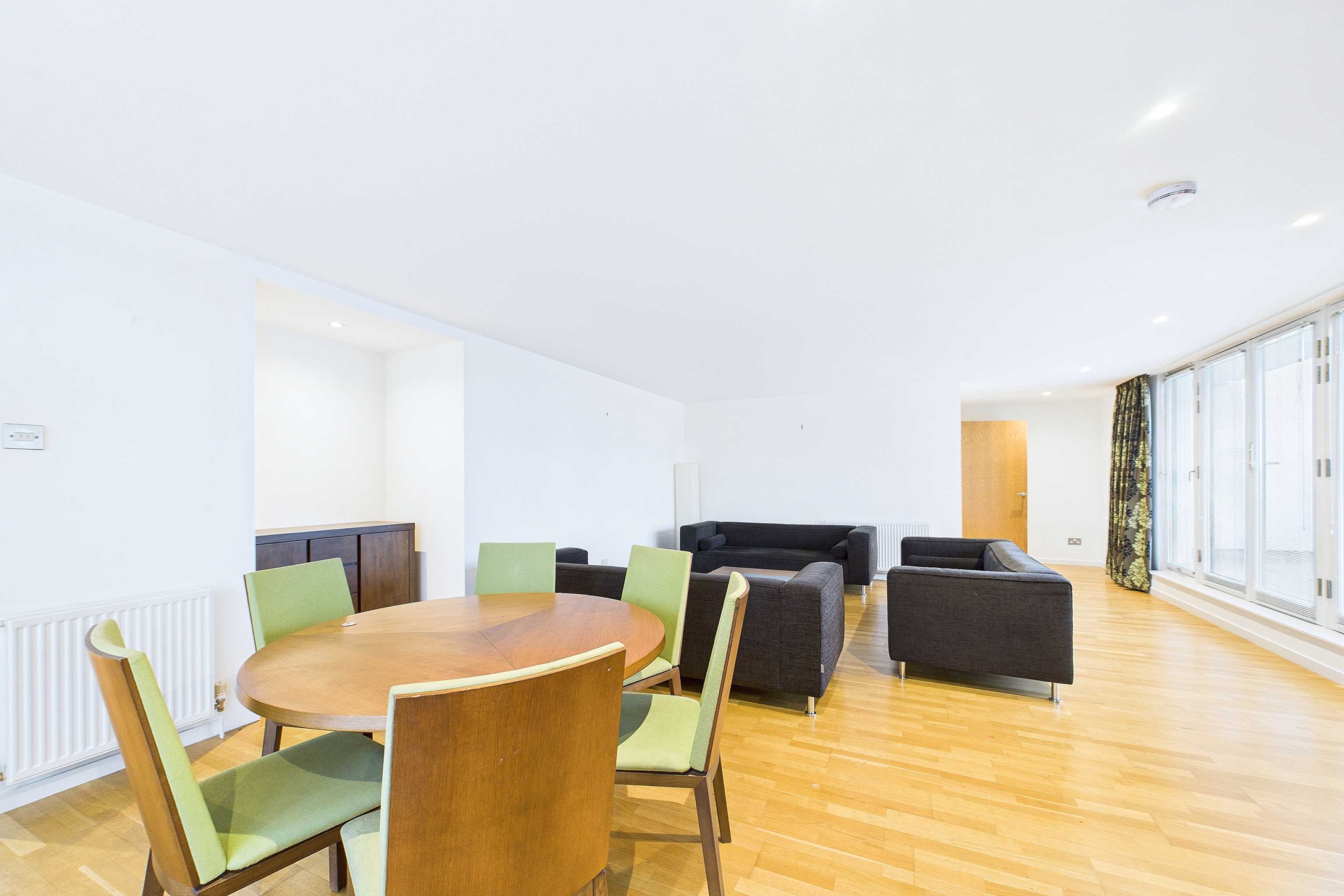 dining room Two Bedroom Top Floor Penthouse Flat To Let In Glasgow City Centre