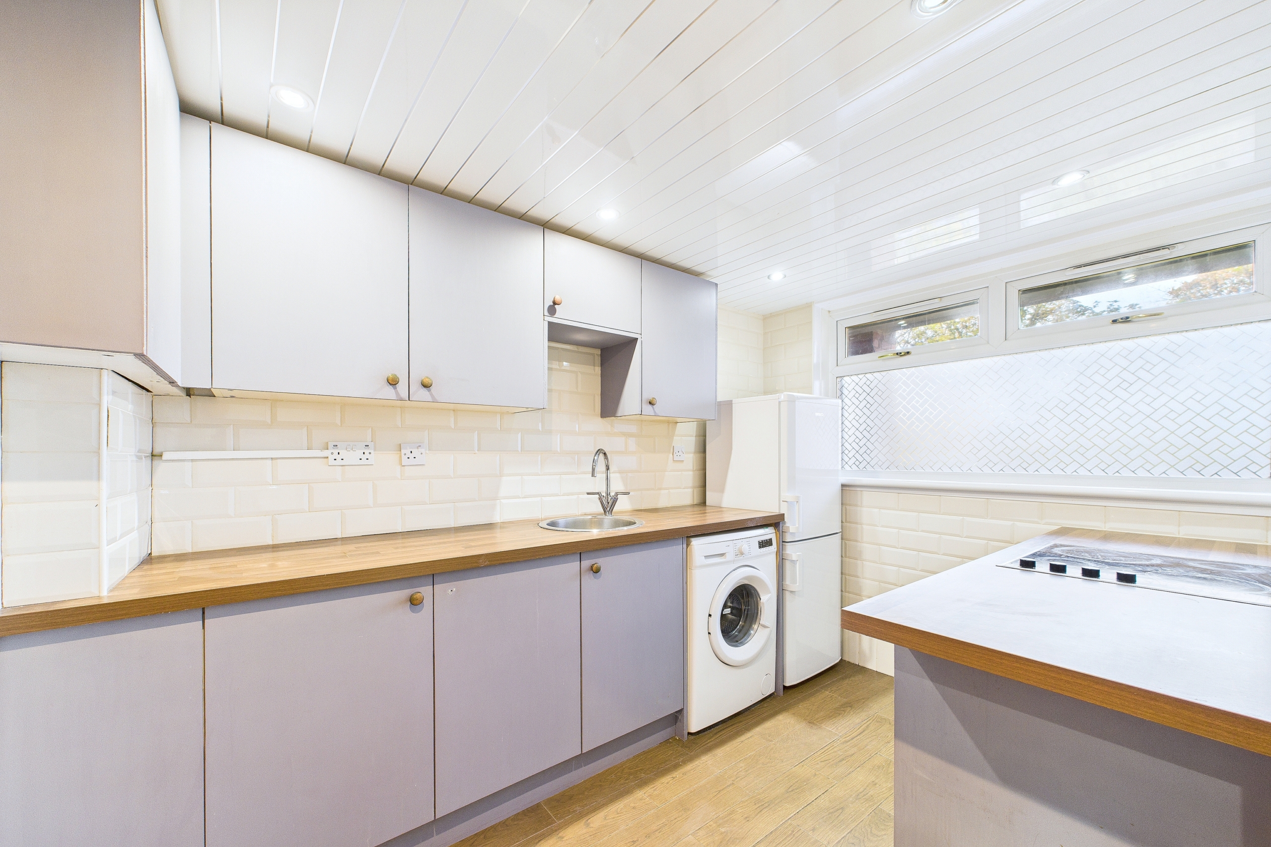 kitchen Studio Flat To Let St George's Cross Glasgow