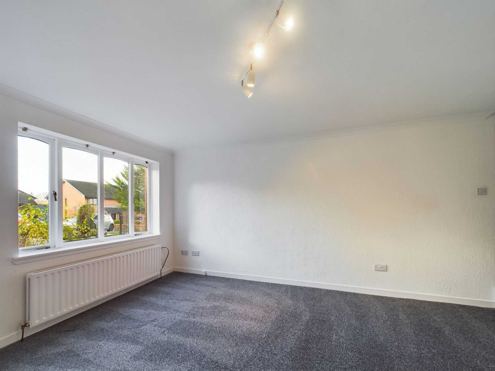 living room Two Bedroom Terraced House To Let In Houston