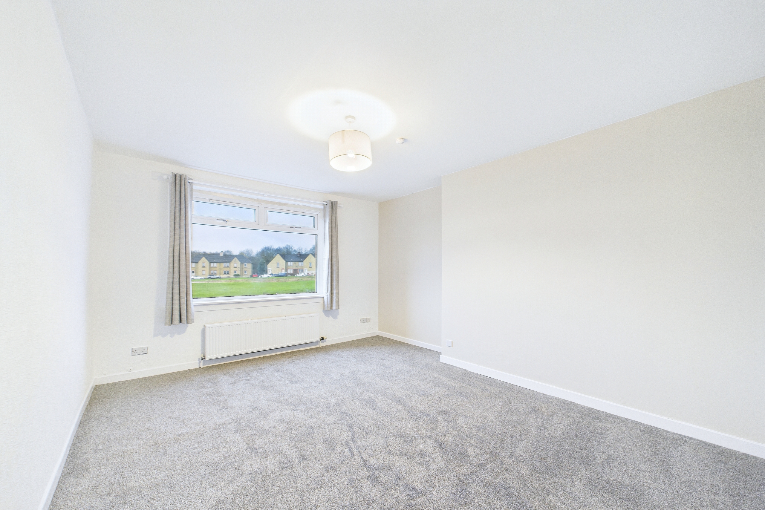 6 Croftpark Crescent – 09 3 Bedroom Cottage Flat to Let Blantyre