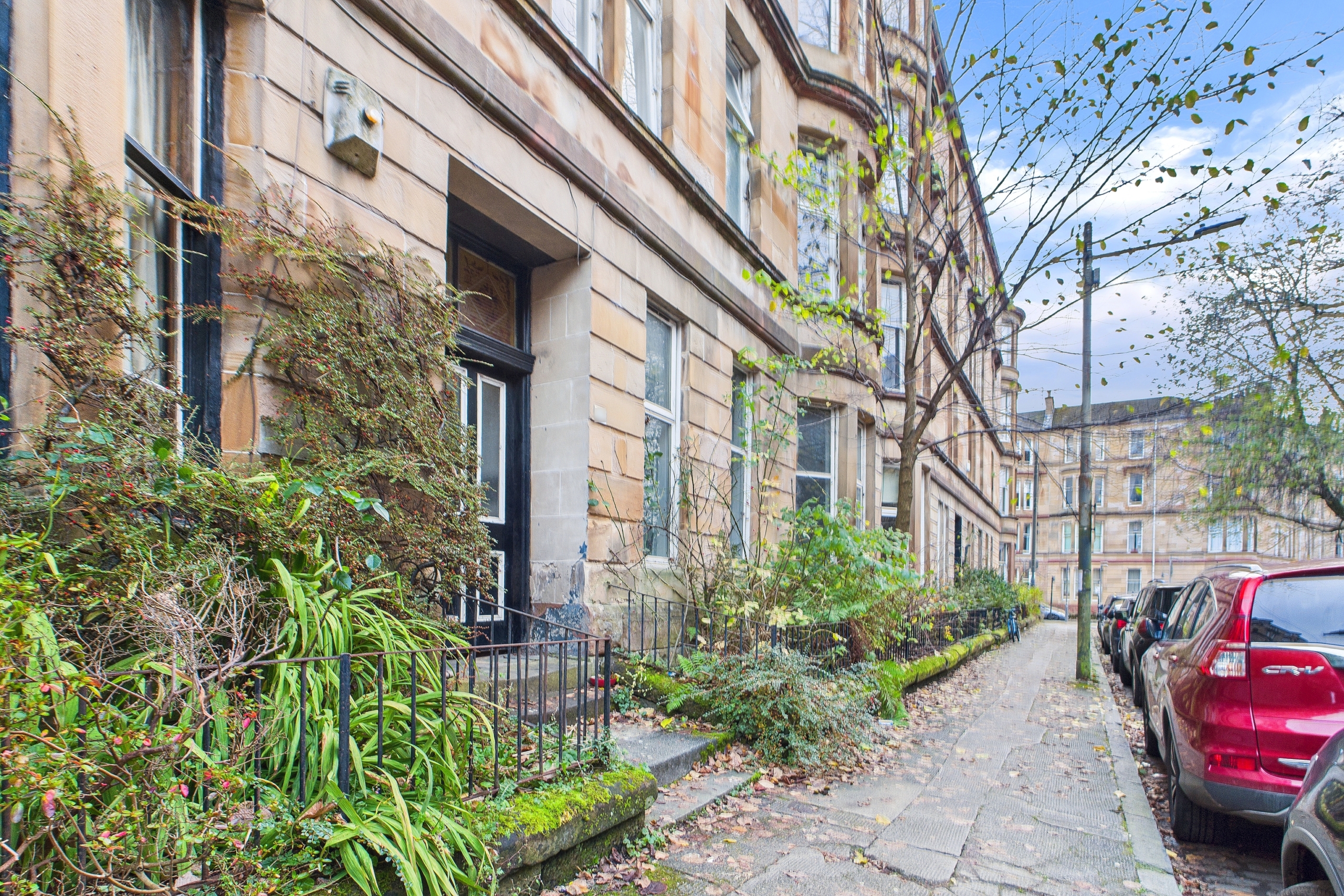 three bed flat to rent