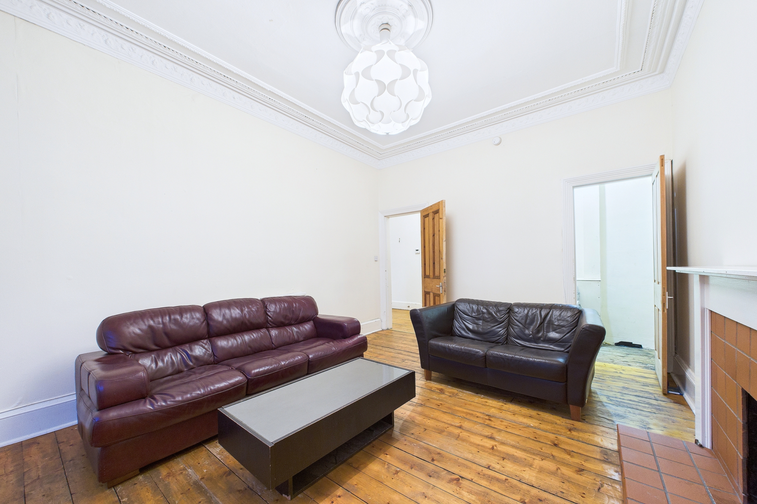 three bed flat to rent
