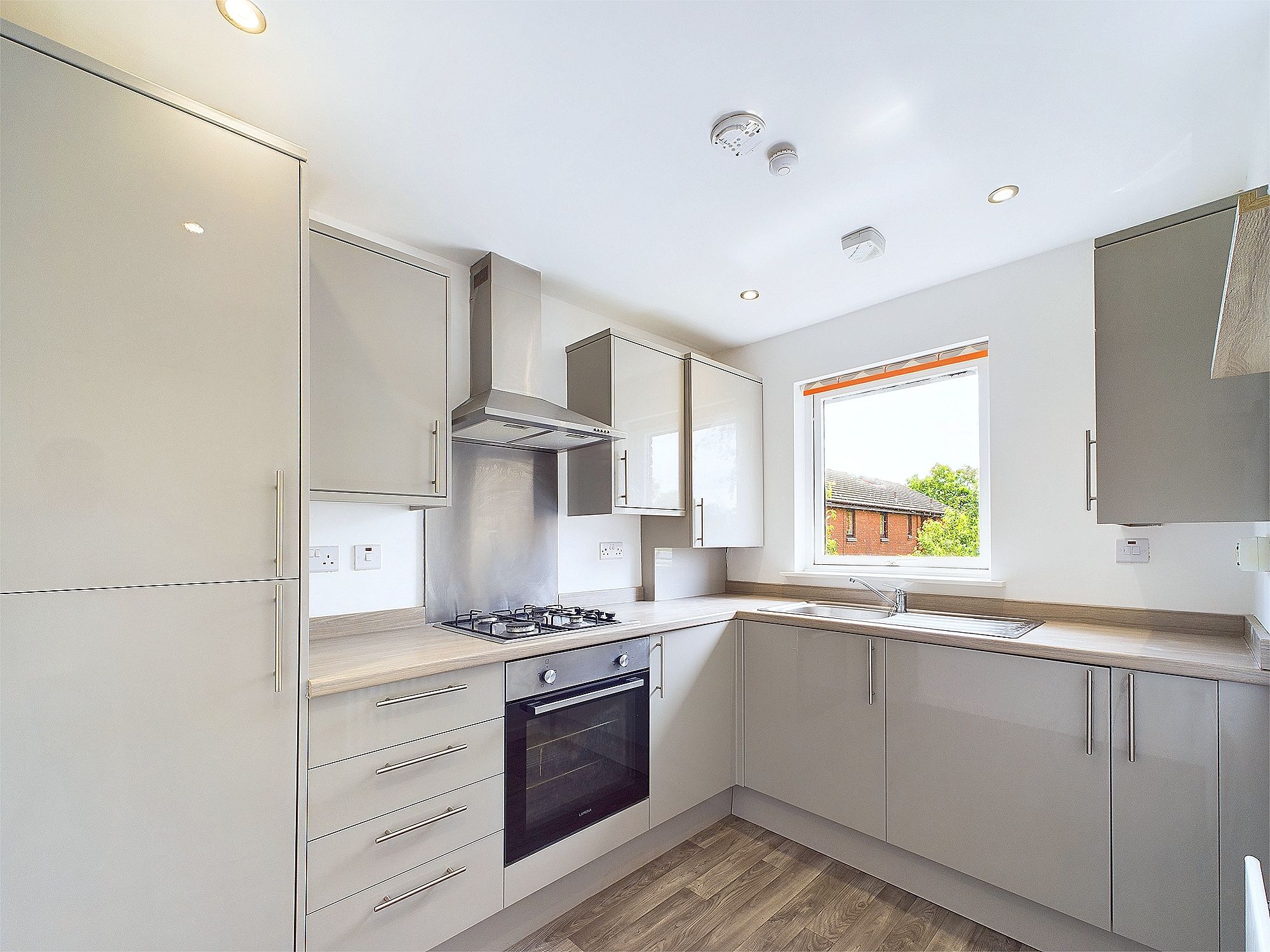 Two Bedroom Flat to Let Springboig