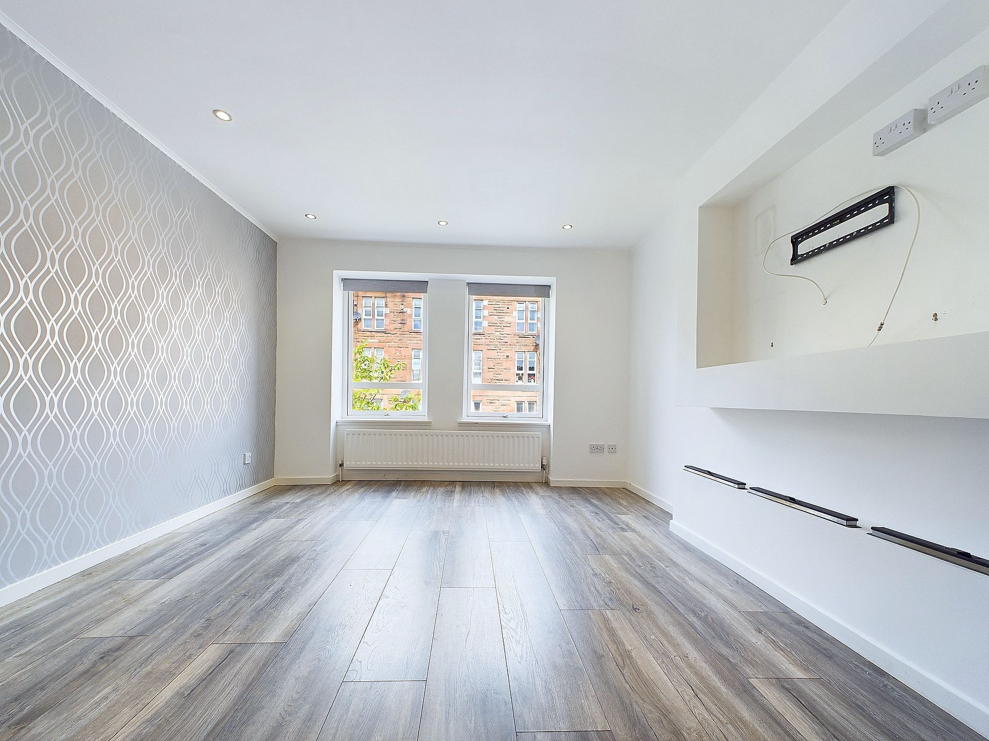 Two Bedroom Flat to Let Springboig