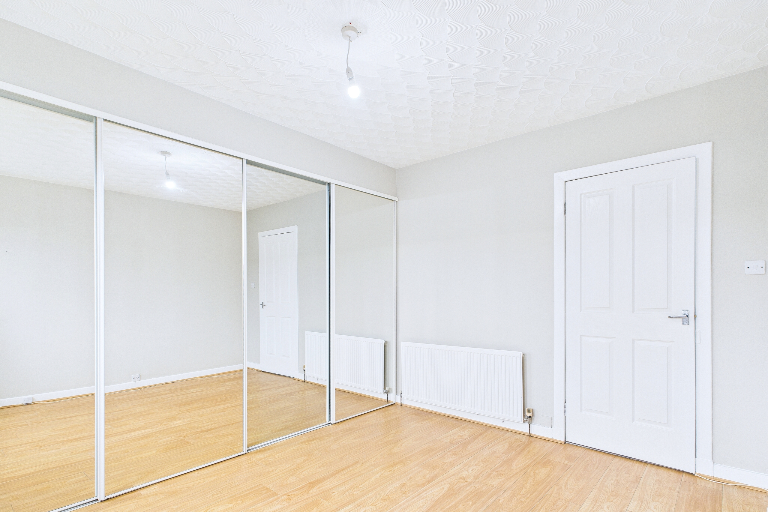 Two Bedroom Flat to Let Paisley