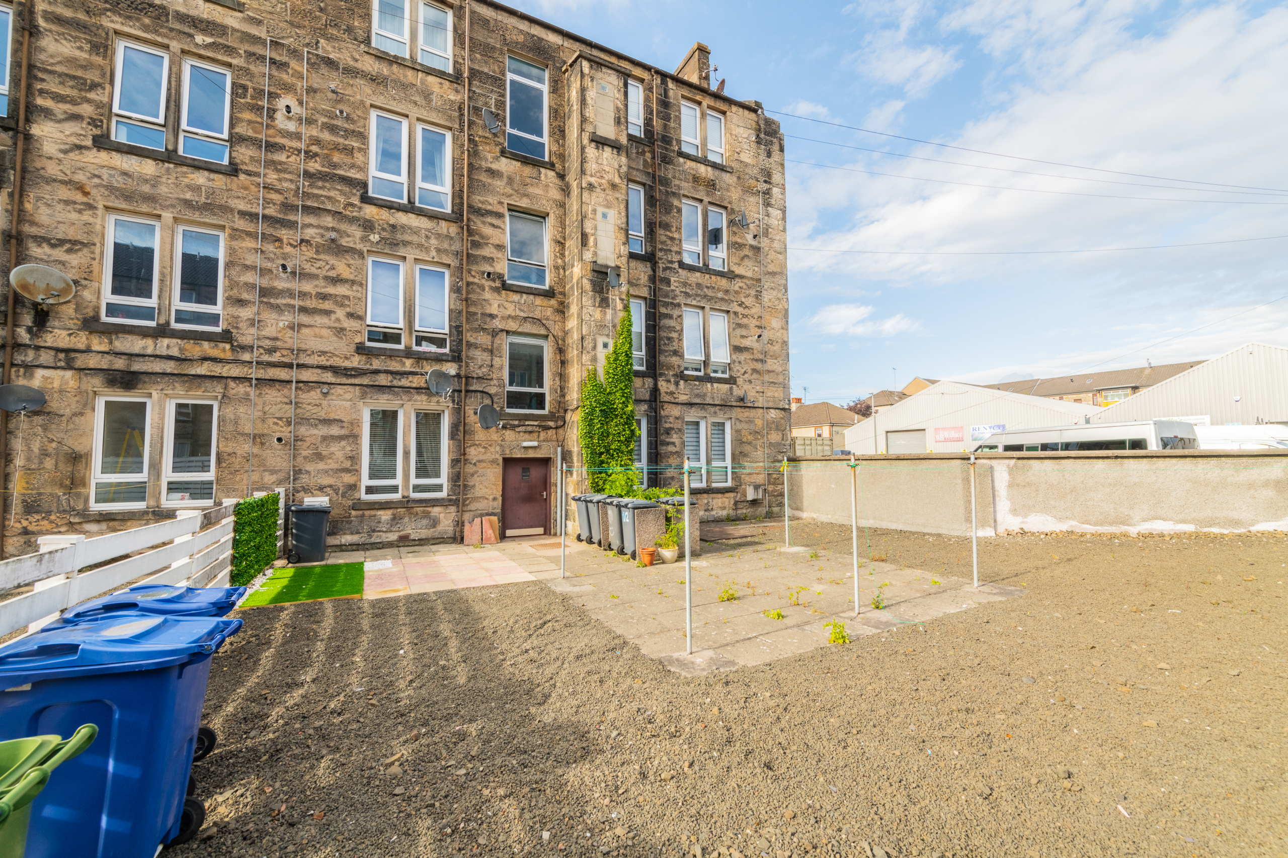 two bedroom ground floor flat in paisley