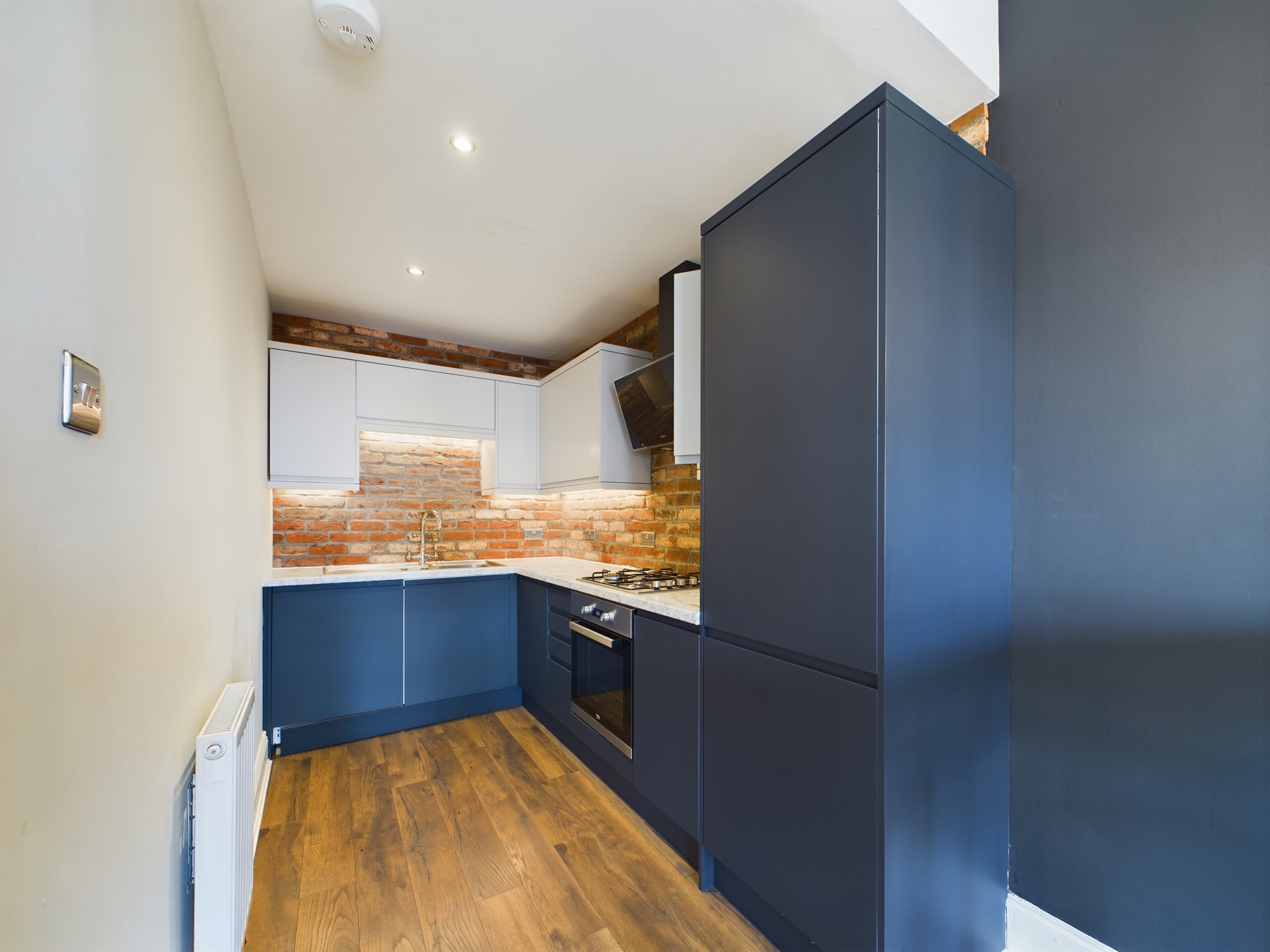 two bed flat to rent