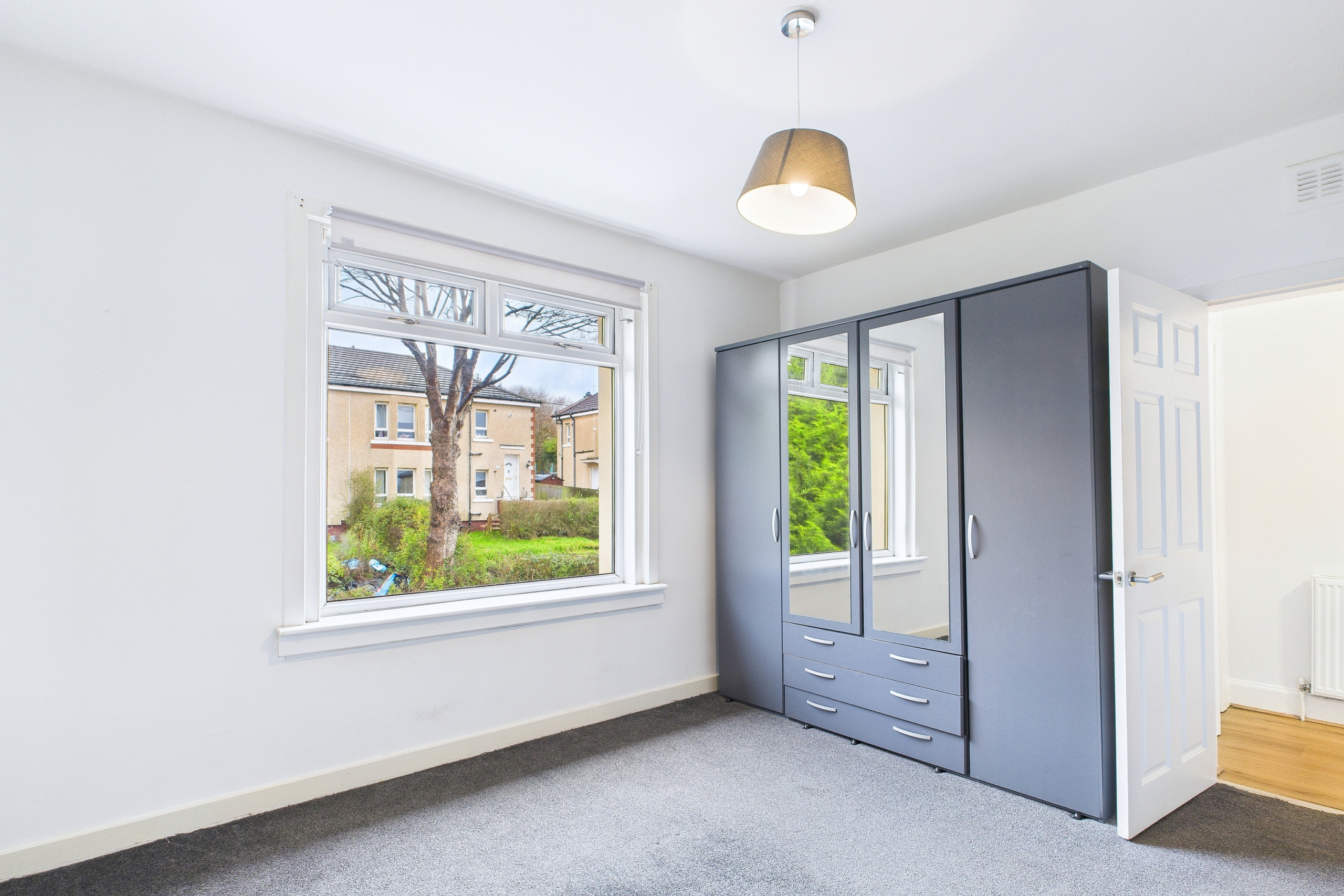 two bed flat to rent