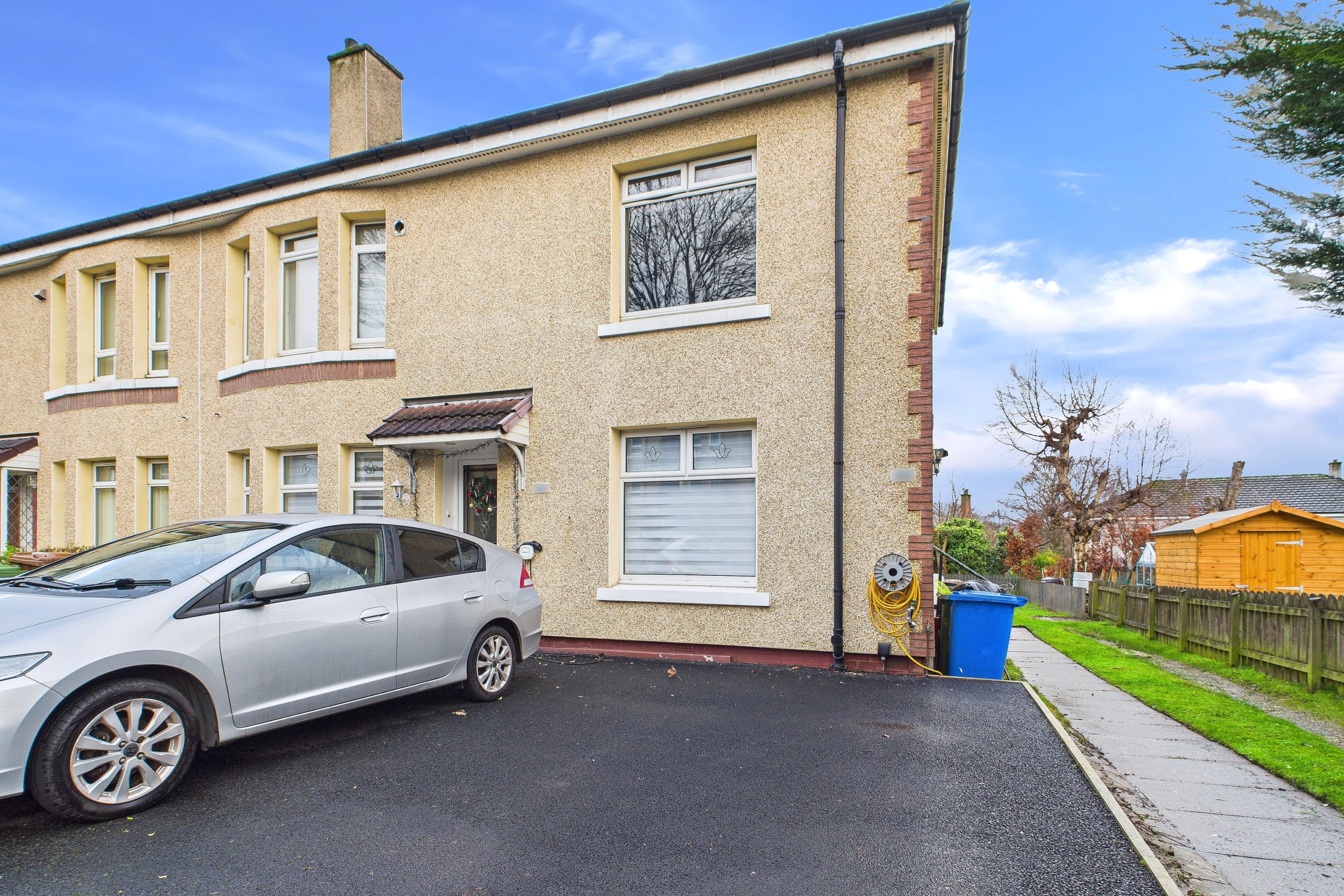 two bed flat to rent