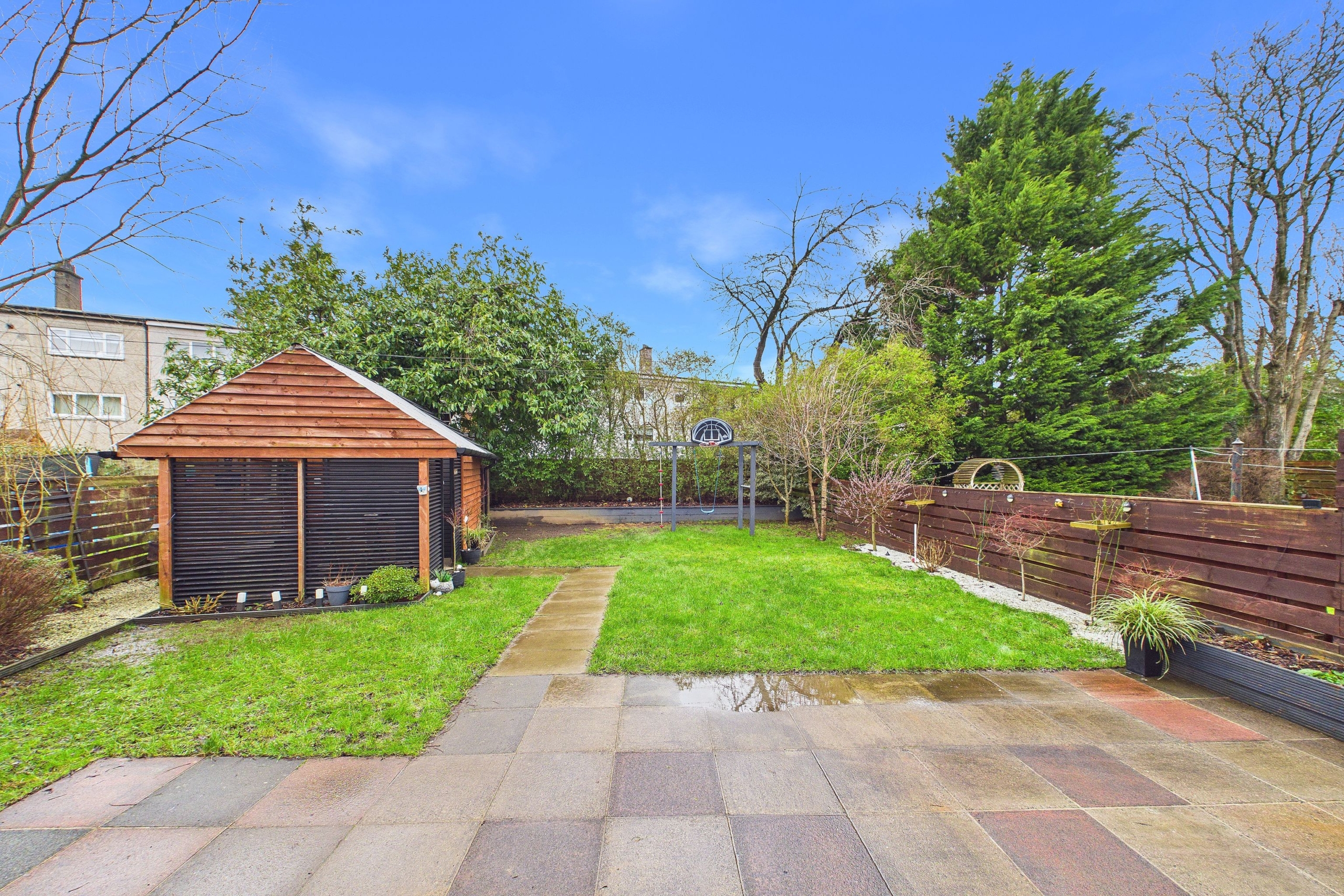 31 Beltrees Crescent – 15 Three-Bedroom Semi-Detached Home for Sale Crookston