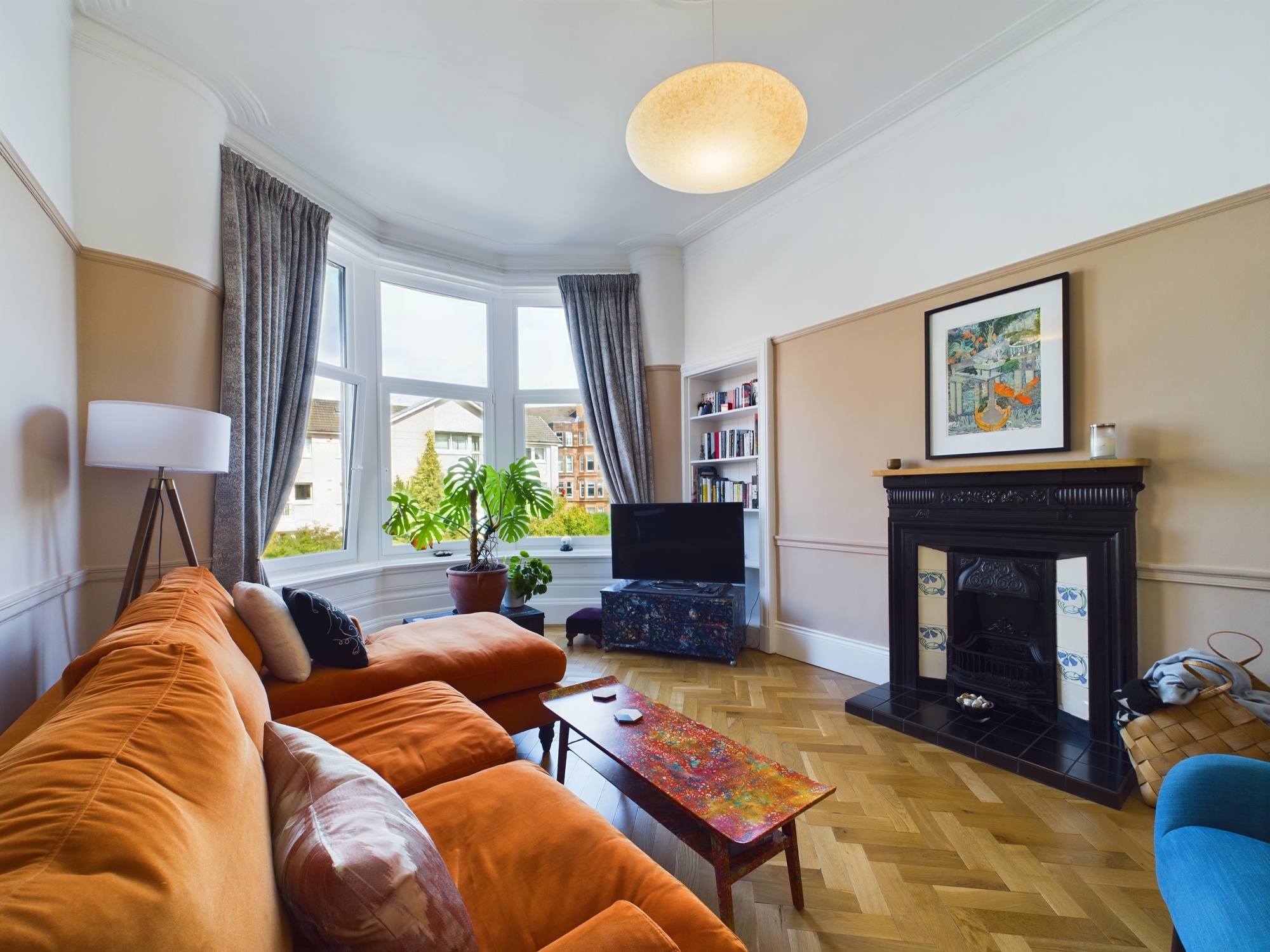 two bedroom flat available in shawlands