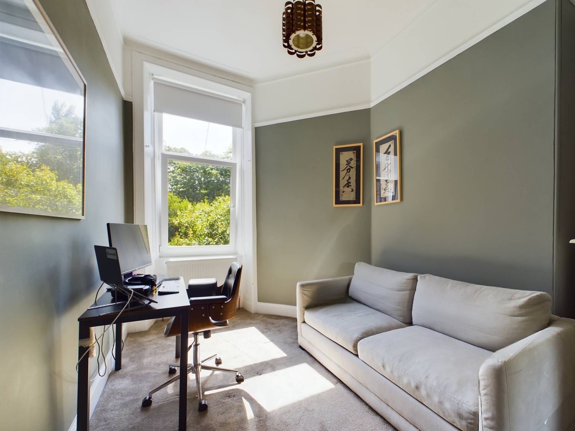 two bedroom flat available in shawlands