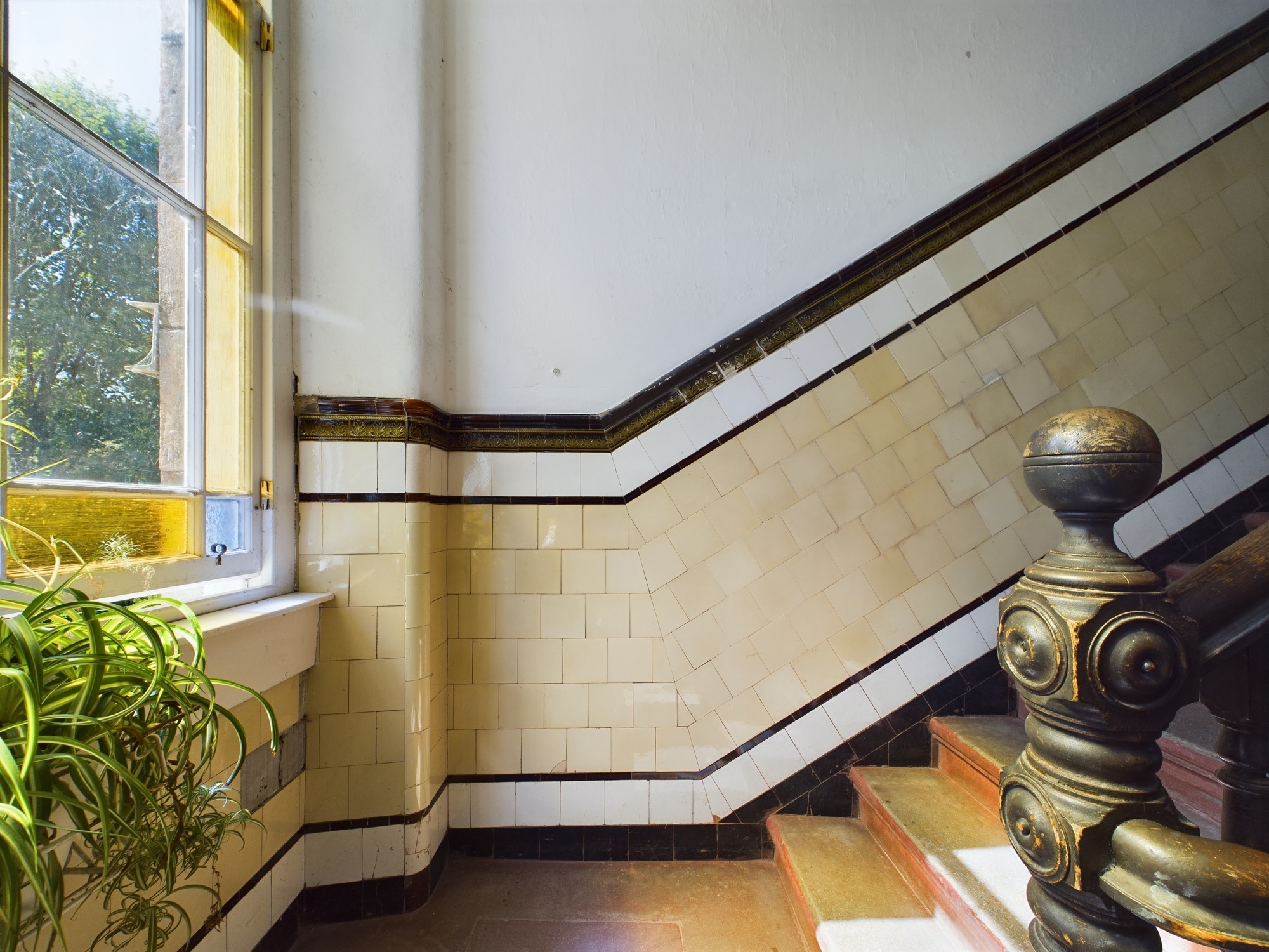 two bedroom flat available in shawlands