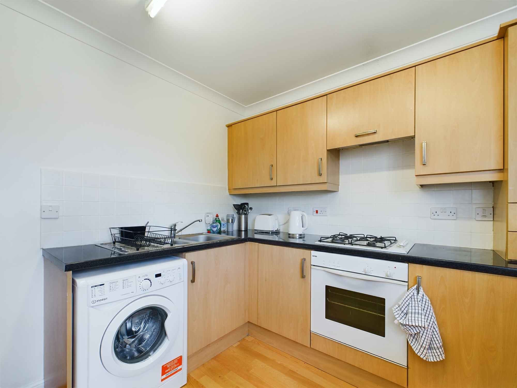 fully furnished two bedroom flat to let