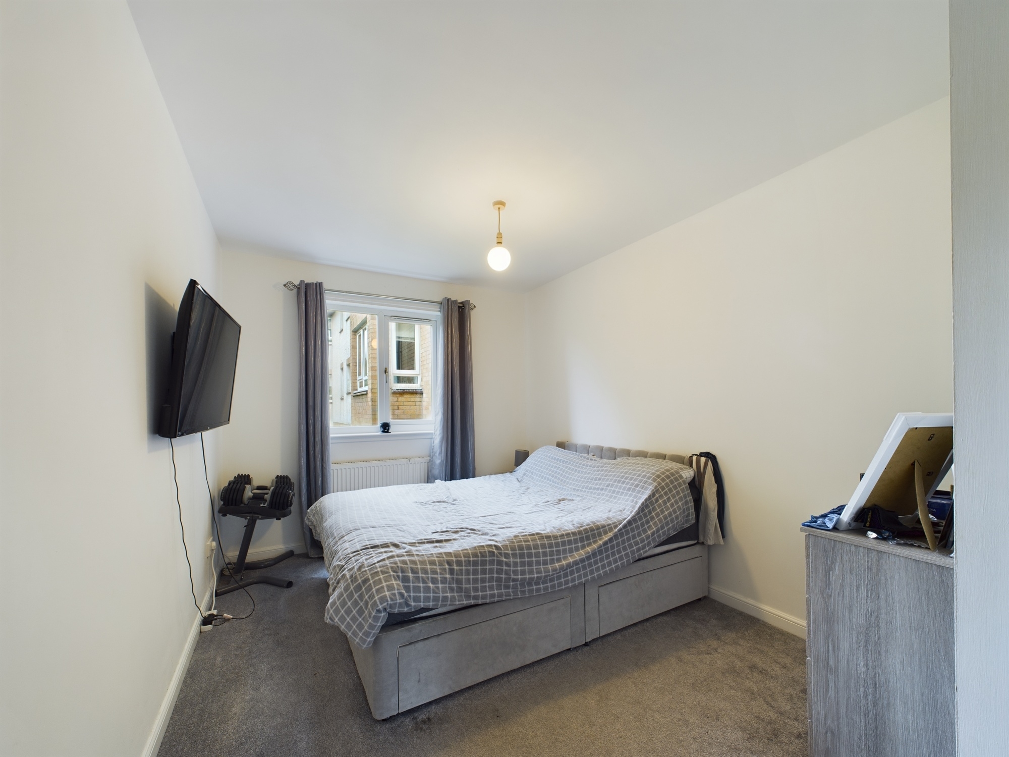 fully furnished two bedroom flat to let