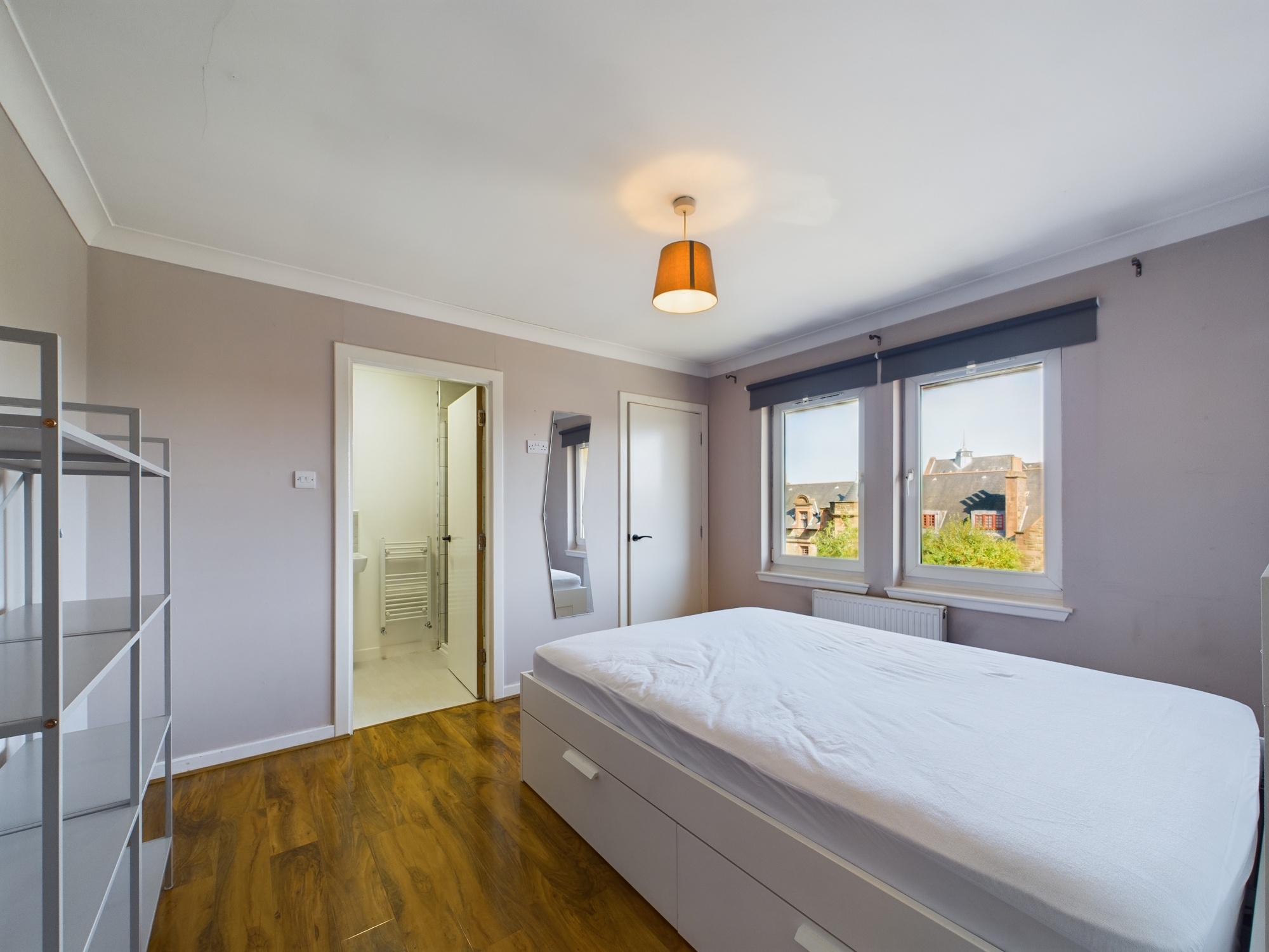 traditional two bedroom flat to let