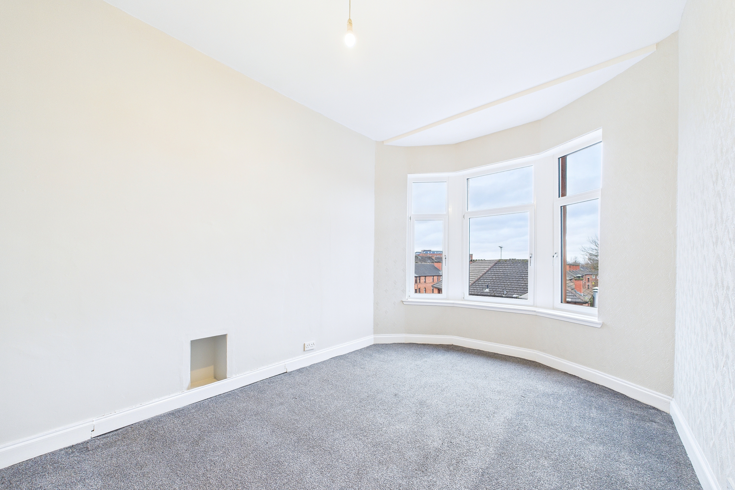 holmlea-street-lounge traditional one bedroom flat to let