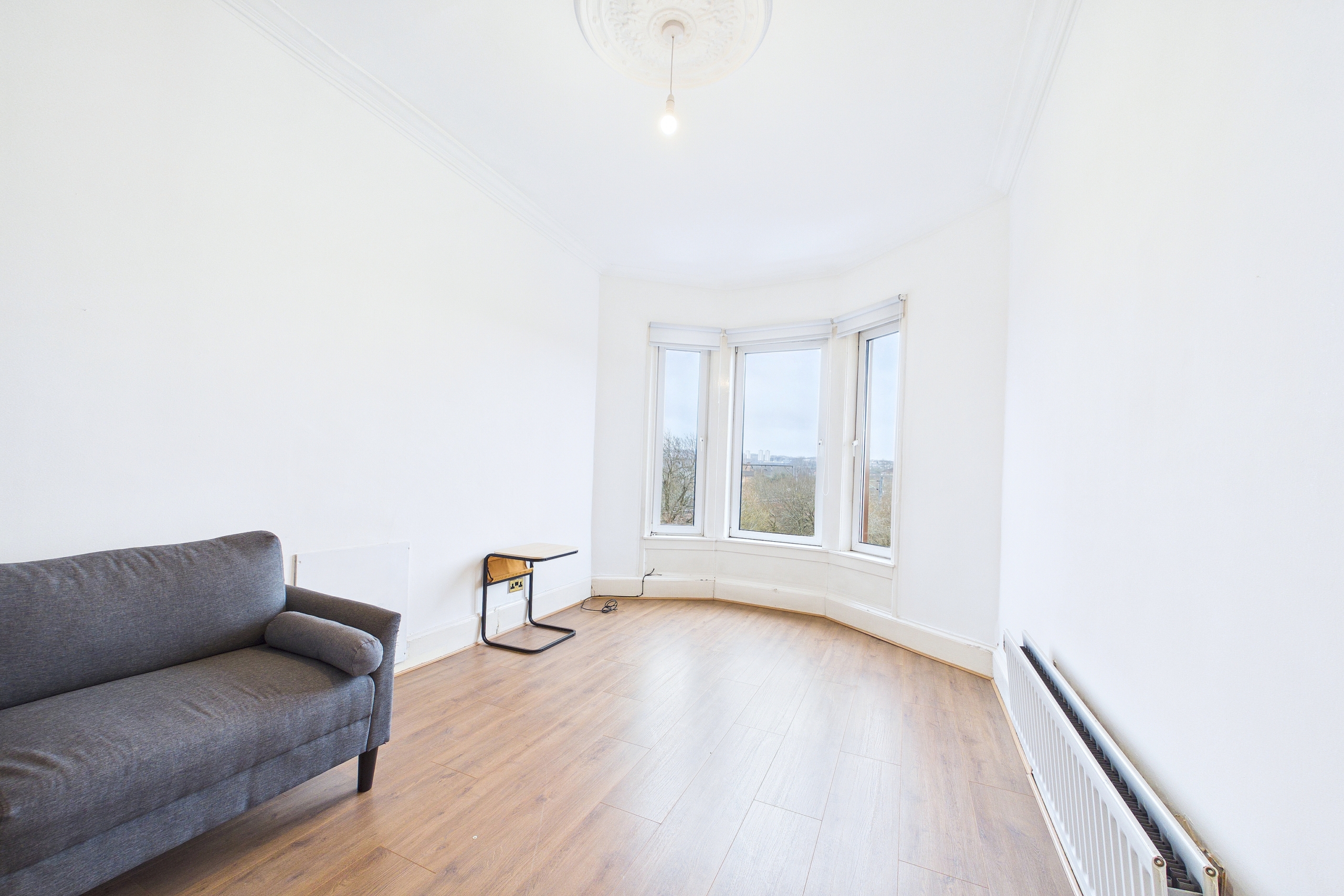 1242-cathcart-road-living room traditional one bedroom flat to let