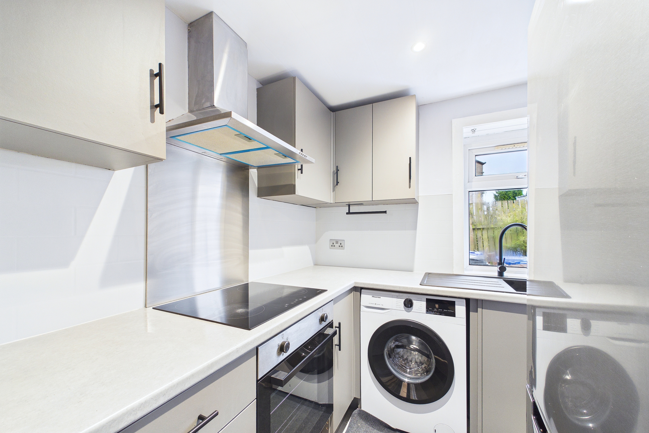 Three bedroom ground-floor flat to let in Burnfoot Drive, Paisley