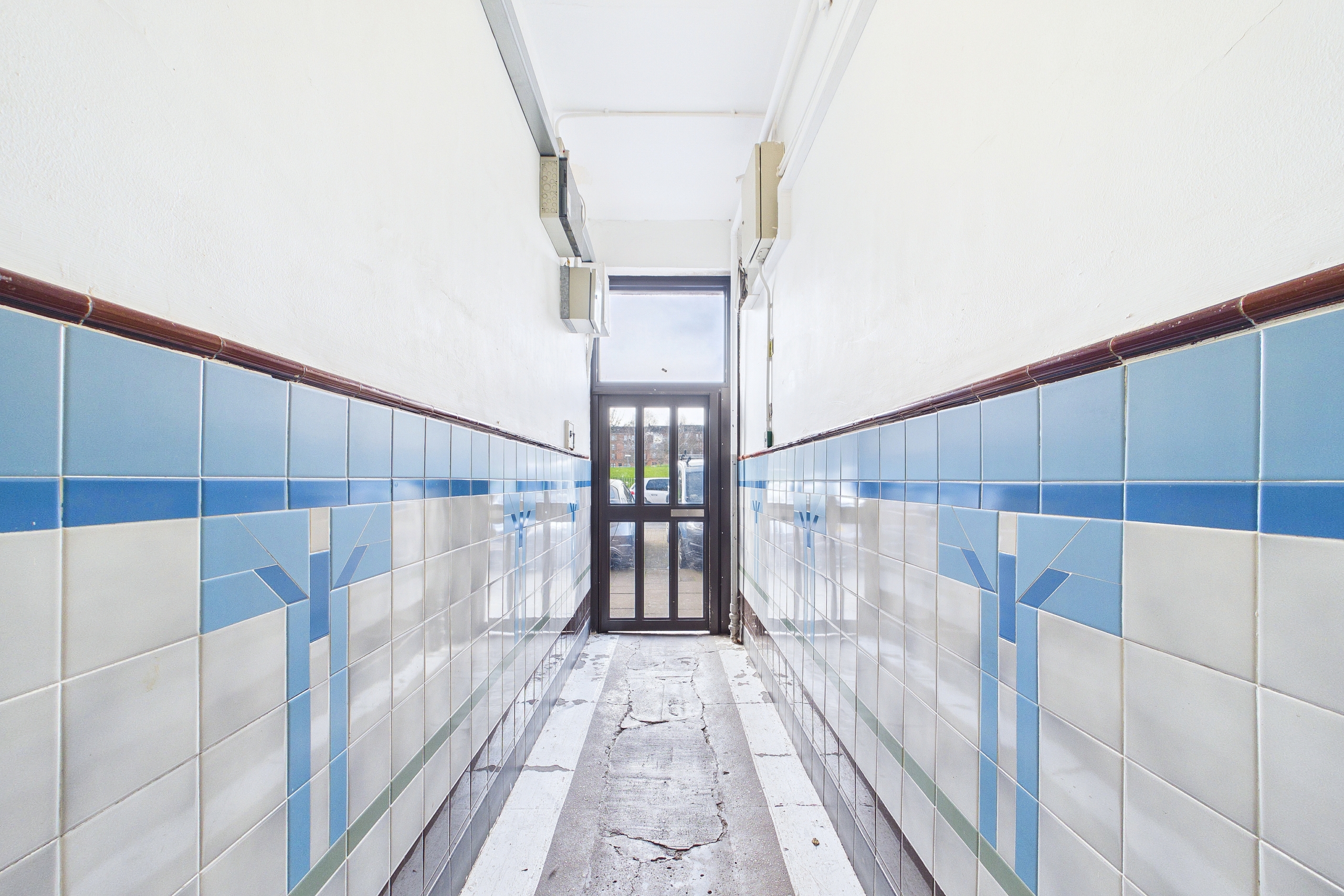 traditional two bedroom flat to let in Govanhill, Glasgow