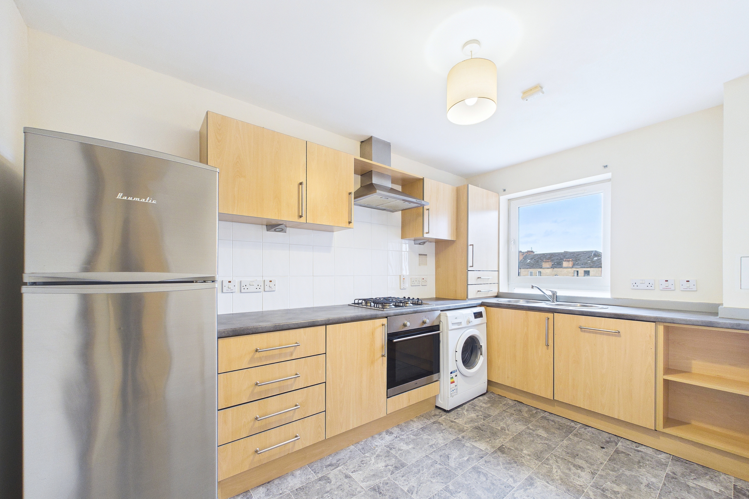 Modern two bedroom flat to let in Dennistoun, Glasgow