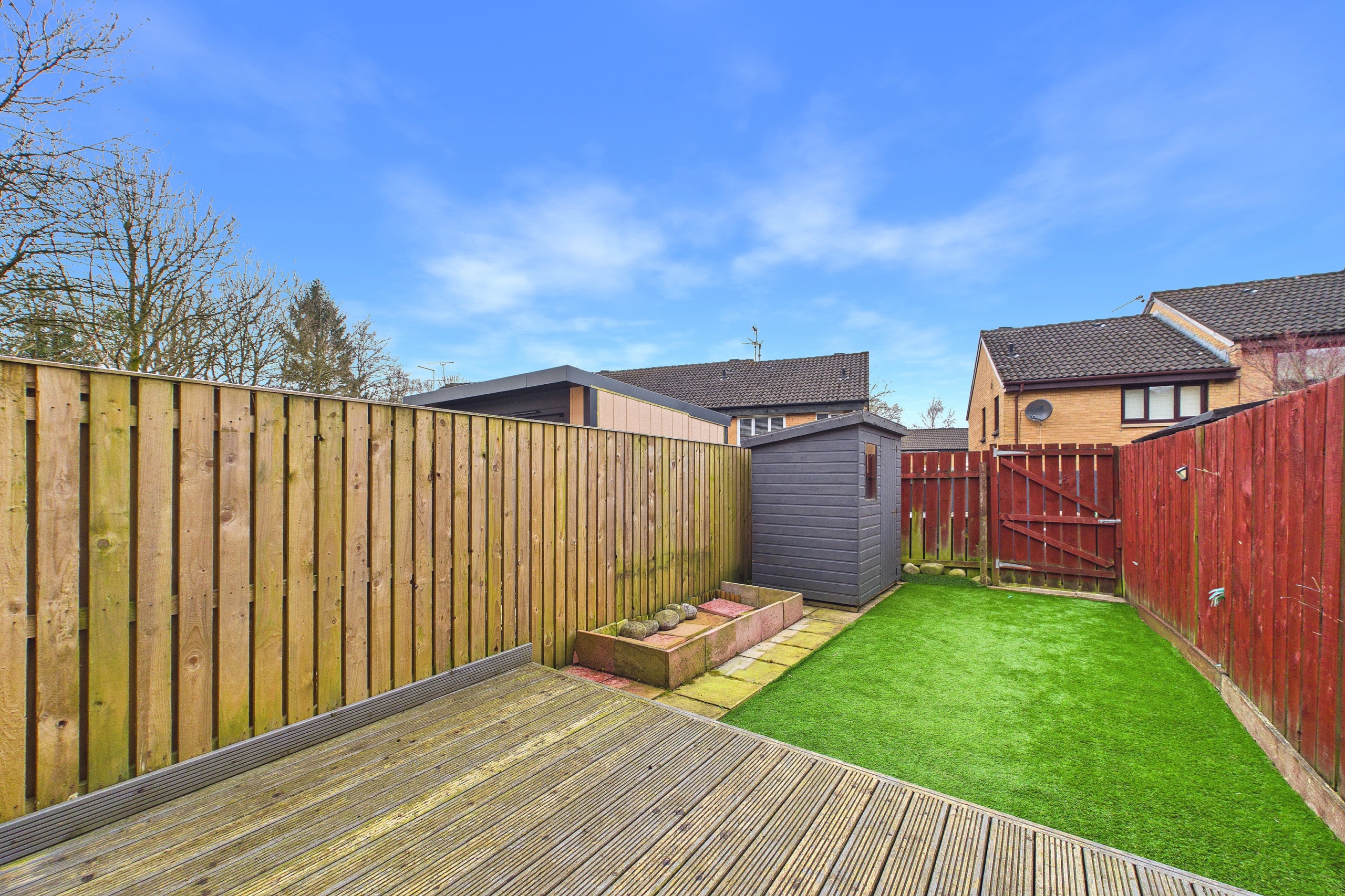 Charming two bedroom mid terraced house to let in Anniesland, Glasgow