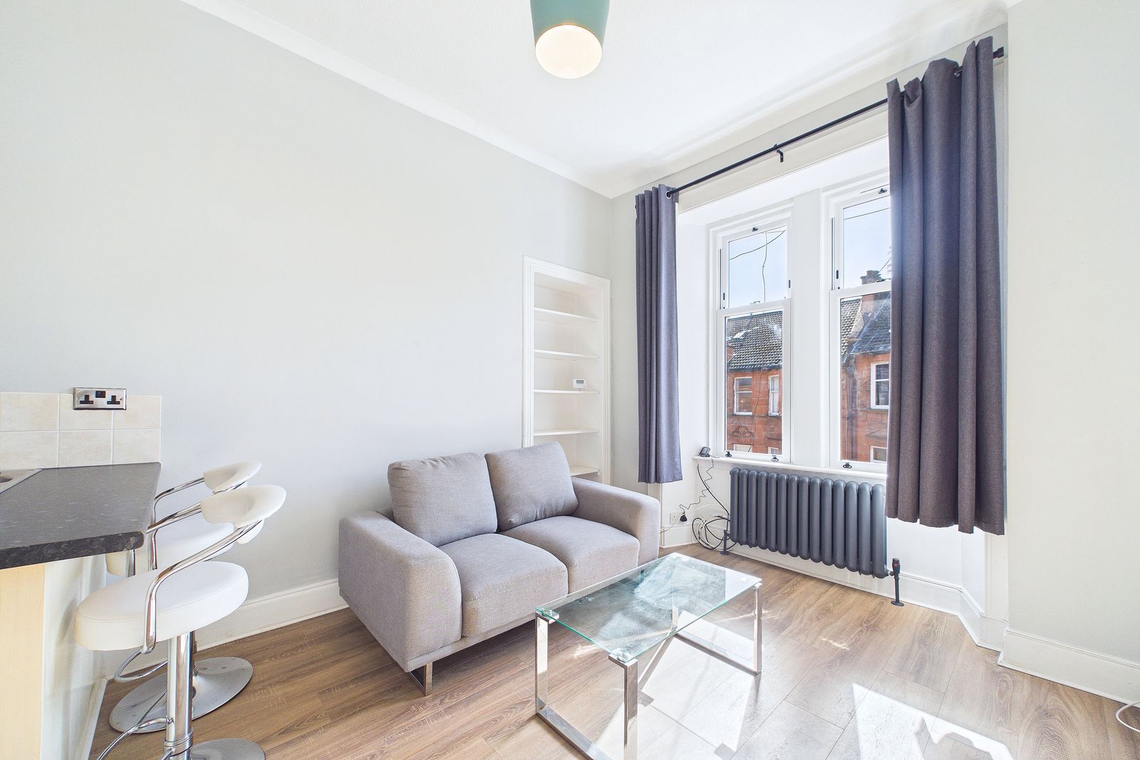 Beautifully refurbished one bedroom flat to let in Partick, Glasgow