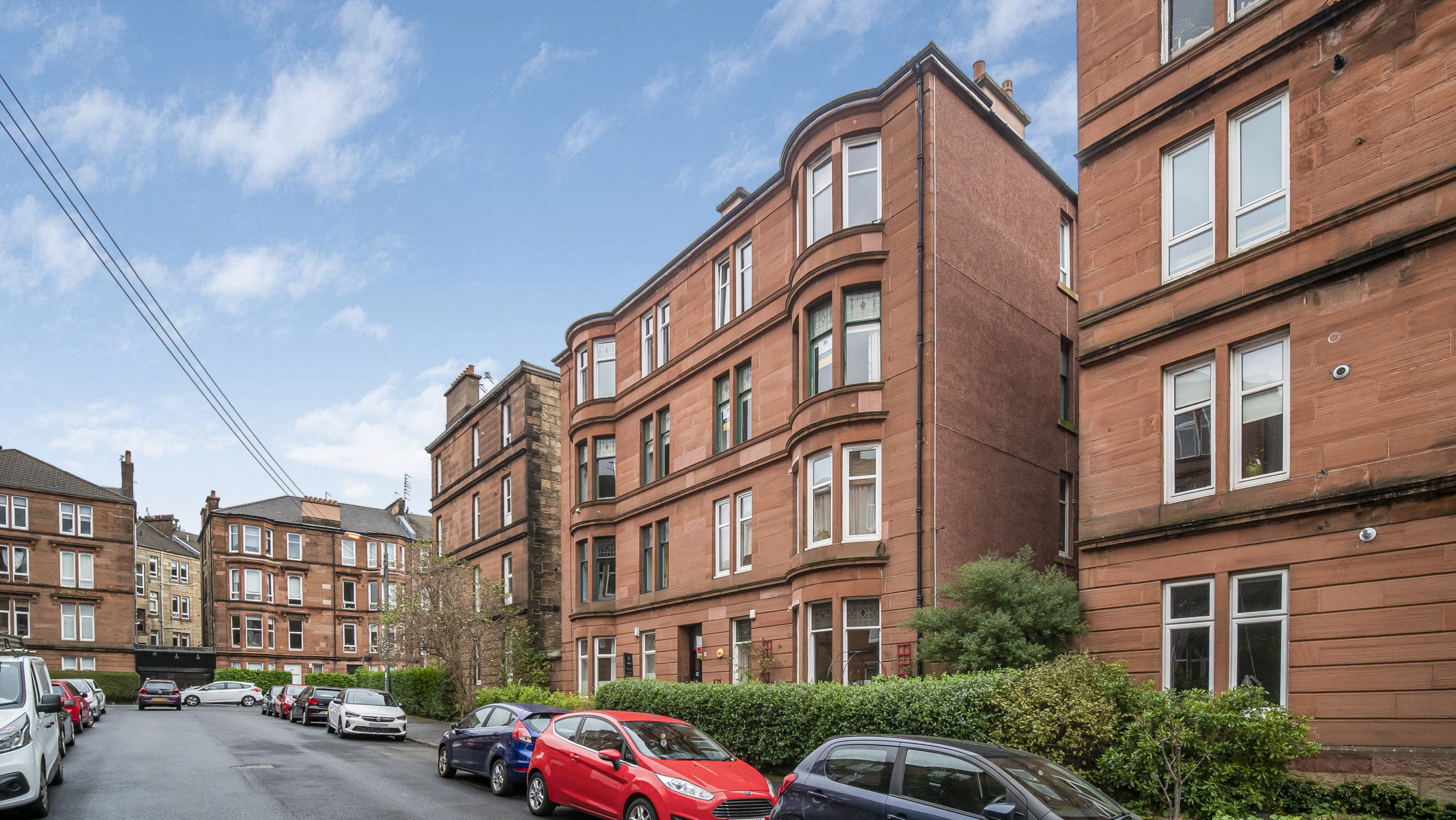Two-Bedroom Ground-Floor Tenement Flat To Let in Shawlands
