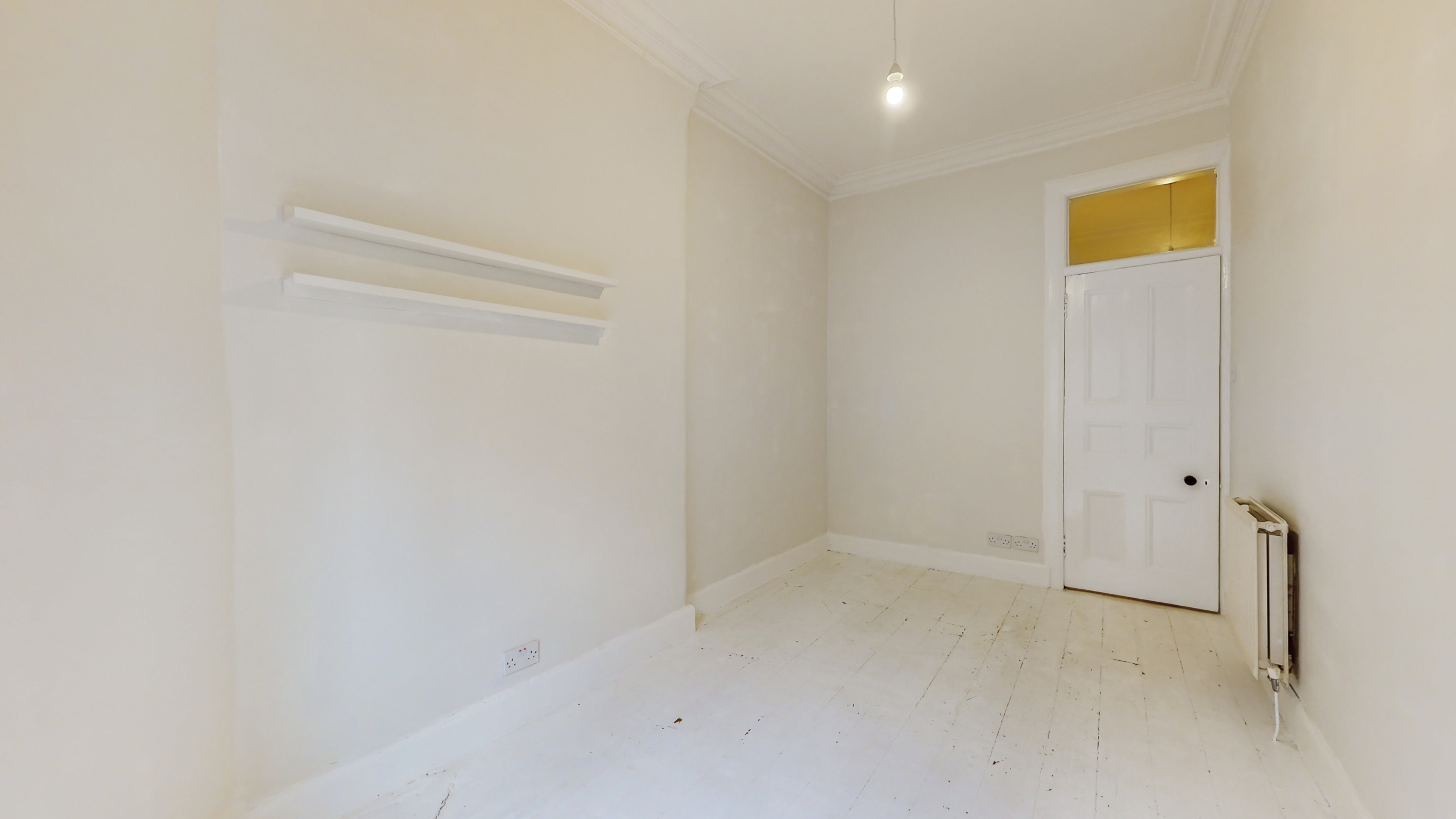 lochside – bedroom two Two-Bedroom Ground-Floor Tenement Flat To Let in Shawlands
