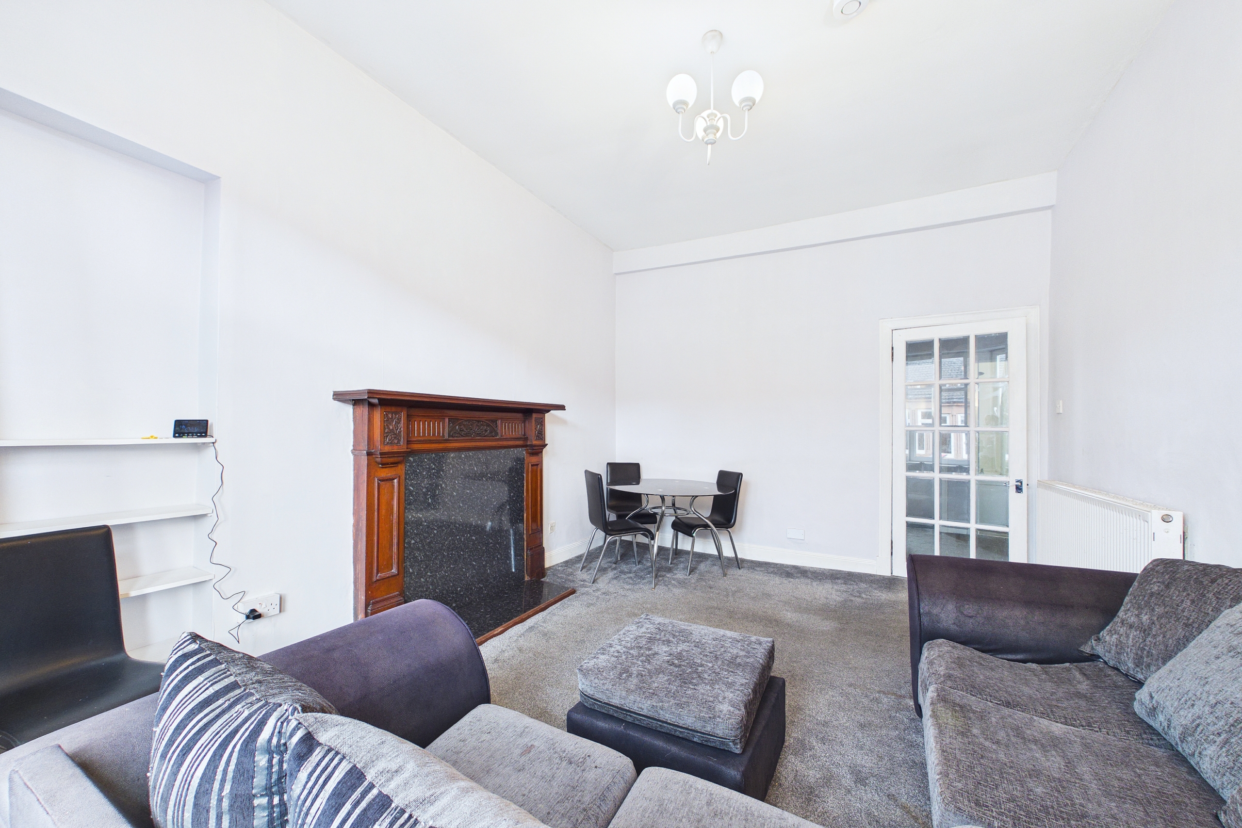 27-dixon-road-living-room Well-proportioned traditional two-bedroom tenement flat to let in Glasgow