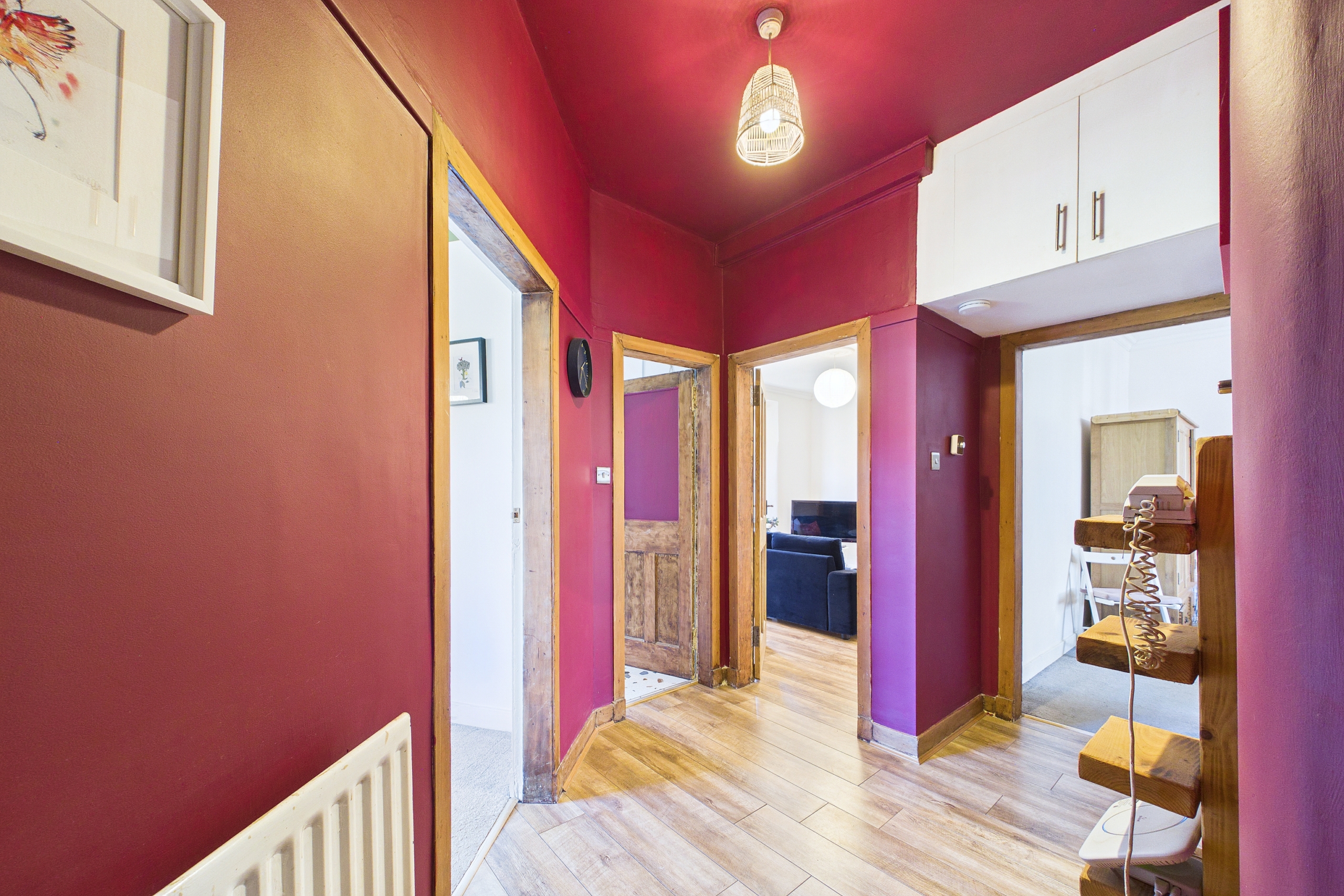 Two-bedroom ground floor tenement flat to let in Battlefield, Glasgow