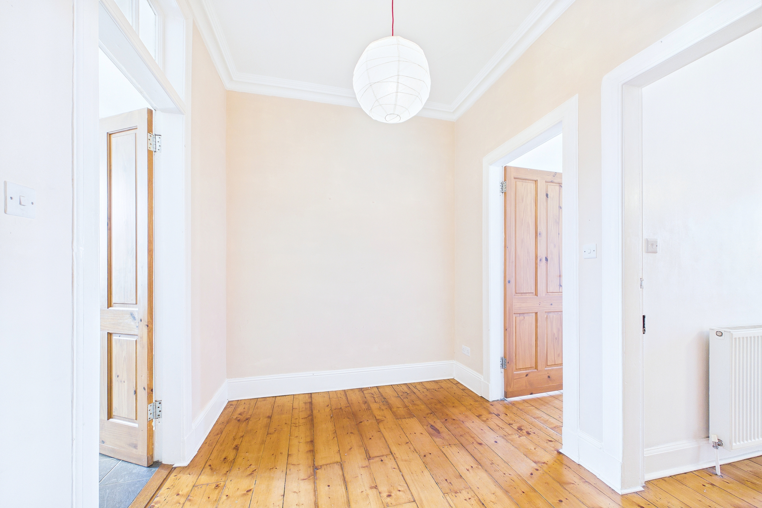 One-Bedroom Traditional Tenement Flat To Let in Glasgow Southside